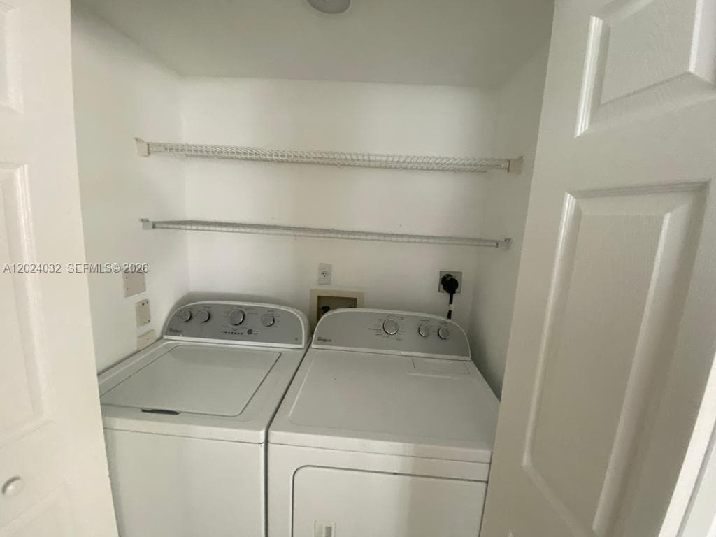 1155 Brickell Bay Dr # 1202, Miami, FL 33131 — zdjęcie 4