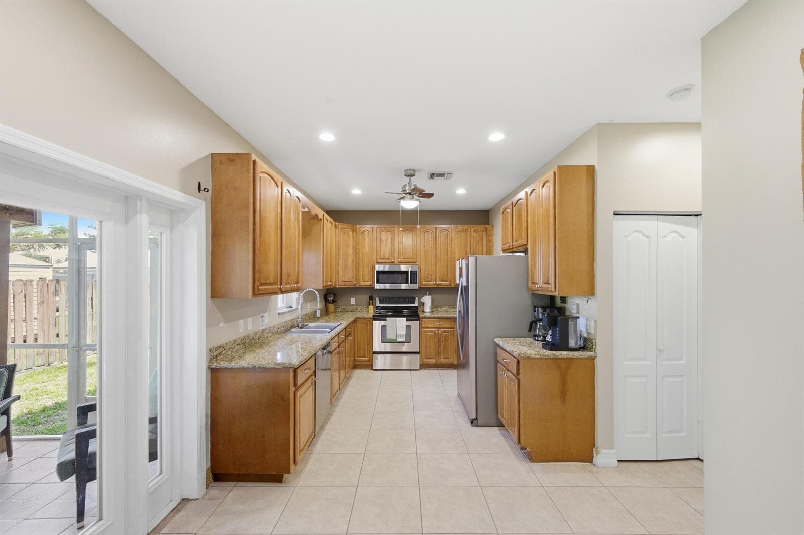 2750 SW Cornell Avenue, Palm City, FL 34990 — zdjęcie 3