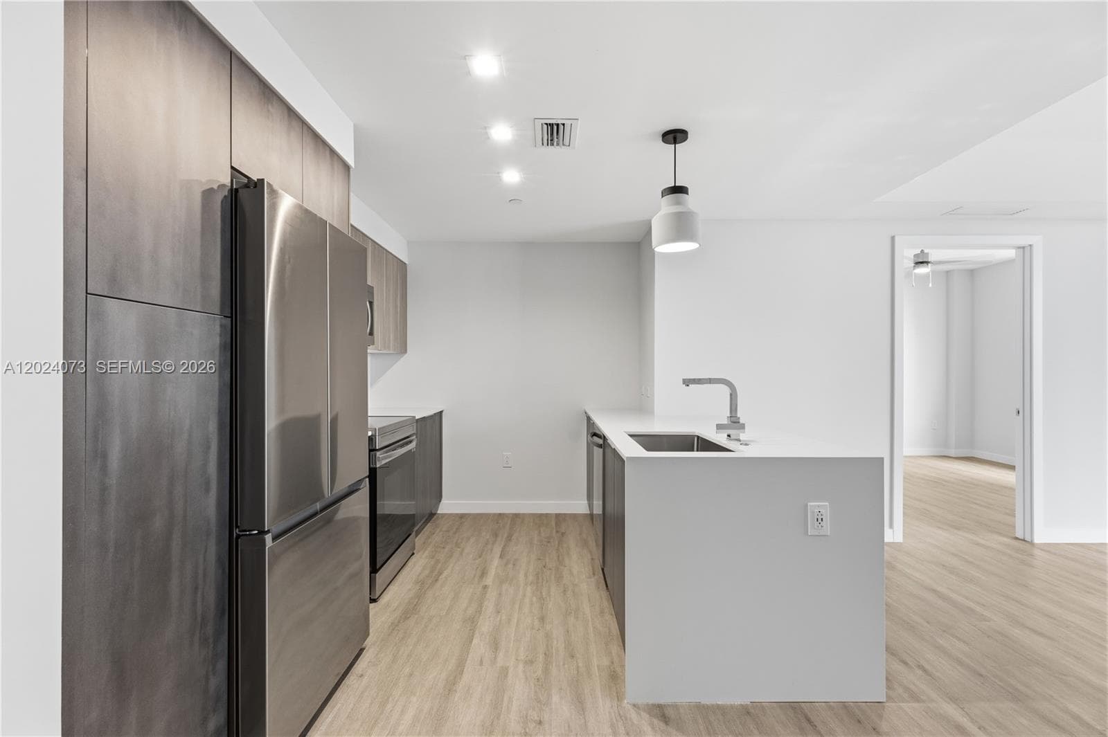 697 N Miami Ave # 1810, Miami, FL 33136 — zdjęcie 2