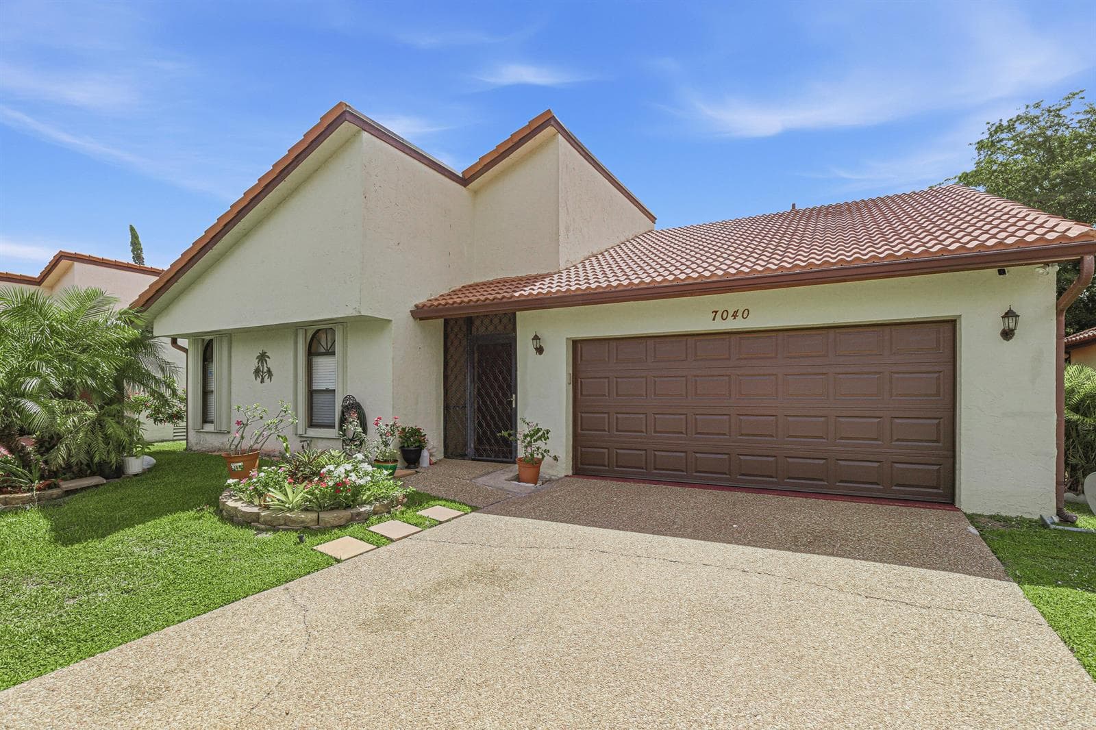 7040 Golf Pointe Circle, Tamarac, FL 33321 — zdjęcie 4
