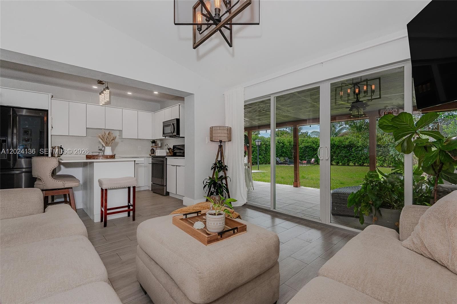 1130 NE 143rd St, North Miami, FL 33161 — zdjęcie 4