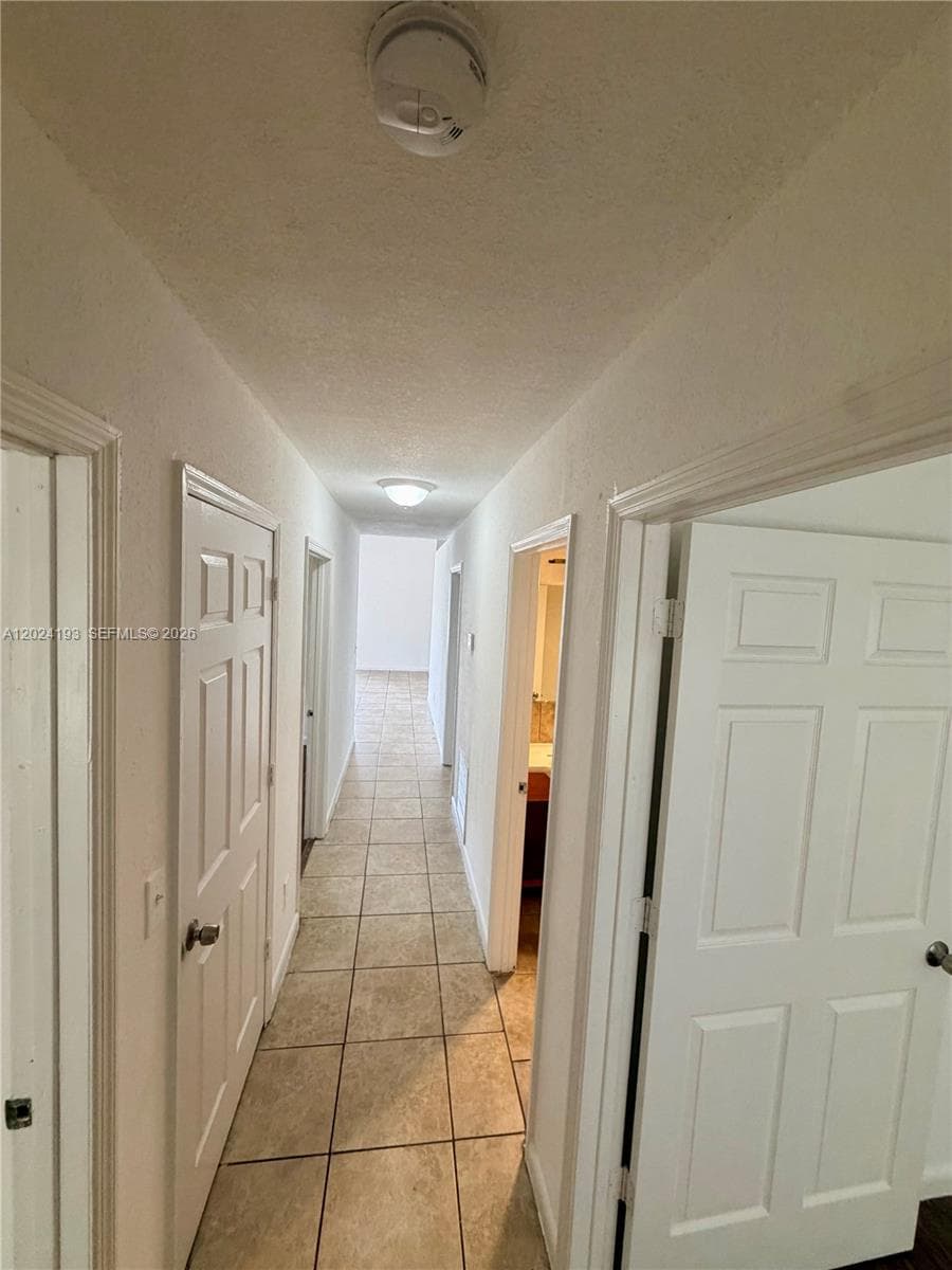 408 NW 12th St, Florida City, FL 33034 — zdjęcie 3