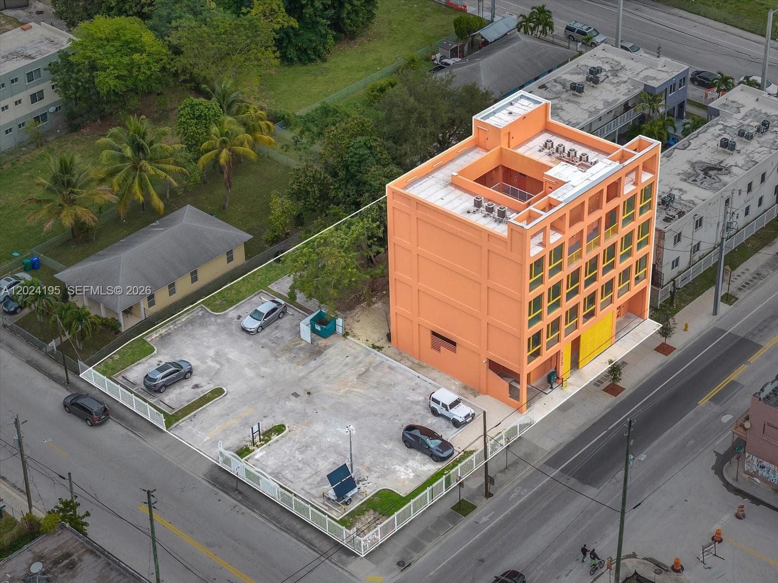 123 NW 14th St # 201, Miami, FL 33136 — zdjęcie 2
