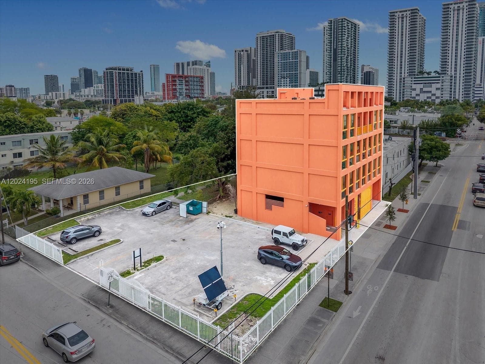 123 NW 14th St # 201, Miami, FL 33136 — zdjęcie 4
