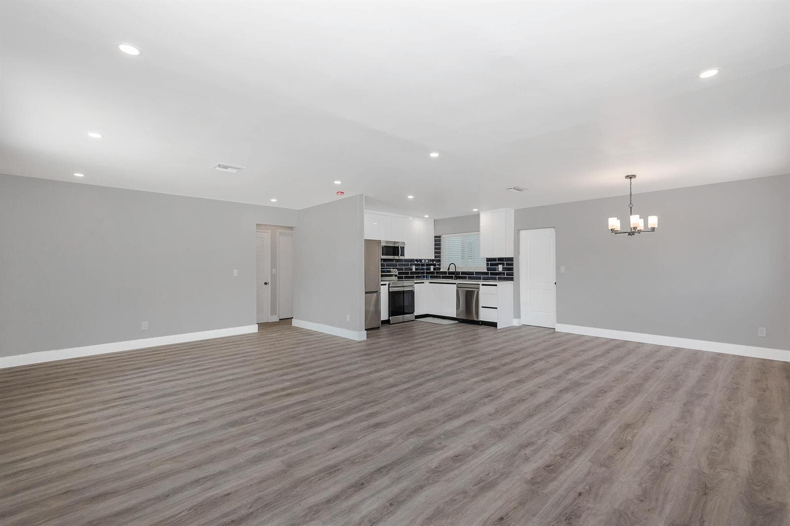 2733 NE 6th Avenue, Wilton Manors, FL 33334 — zdjęcie 4