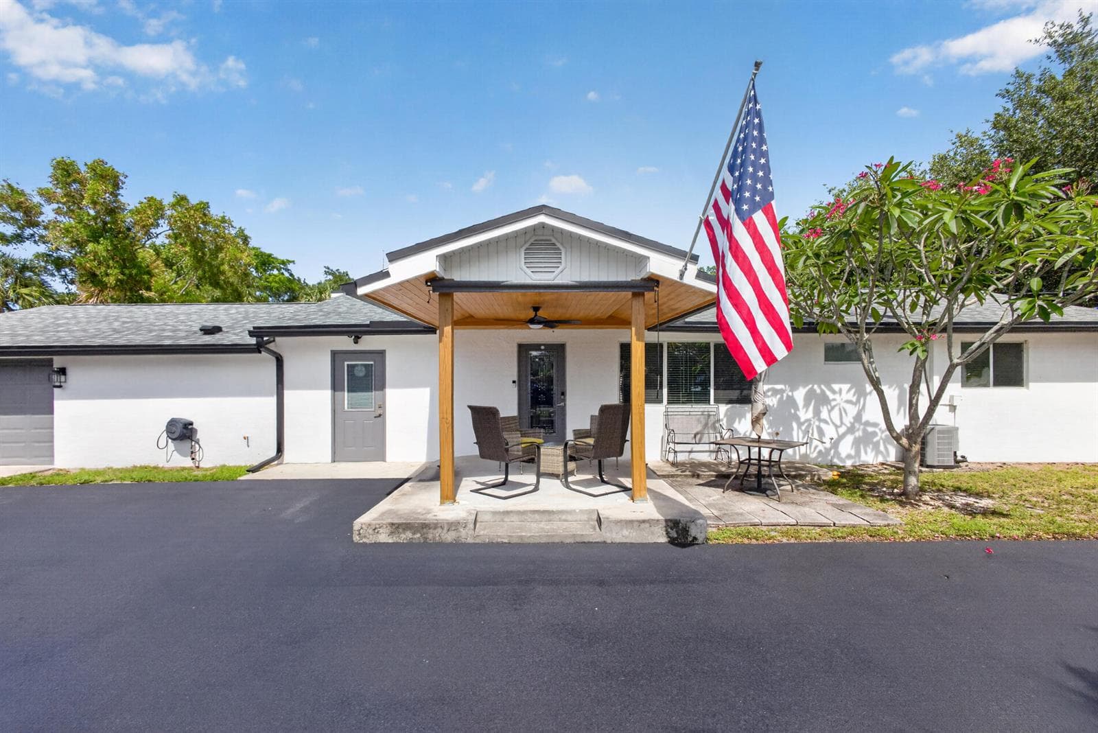 5500 West Place, Mangonia Park, FL 33407 — zdjęcie 2