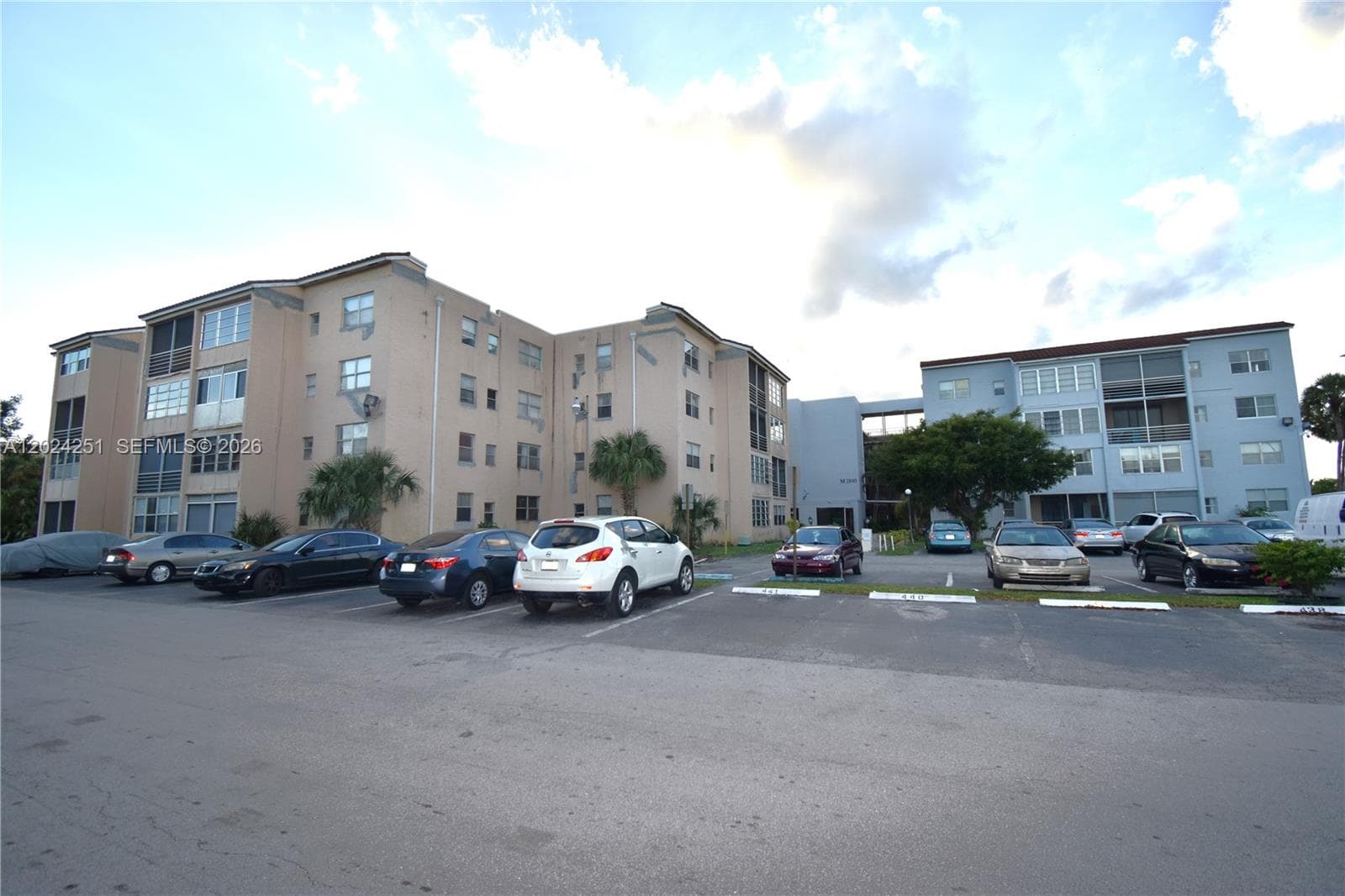 2850 Somerset Dr # 414L, Lauderdale Lakes, FL 33311 — zdjęcie 2