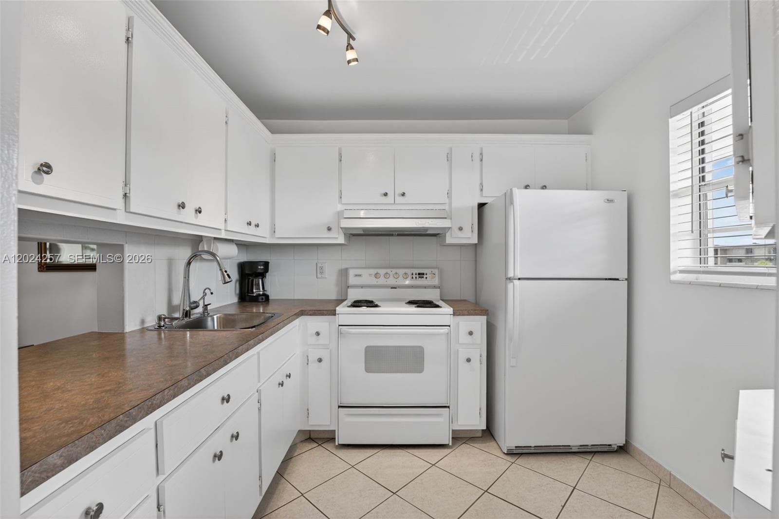 2800 NW 47th Ter # 303B, Lauderdale Lakes, FL 33313 — zdjęcie 3