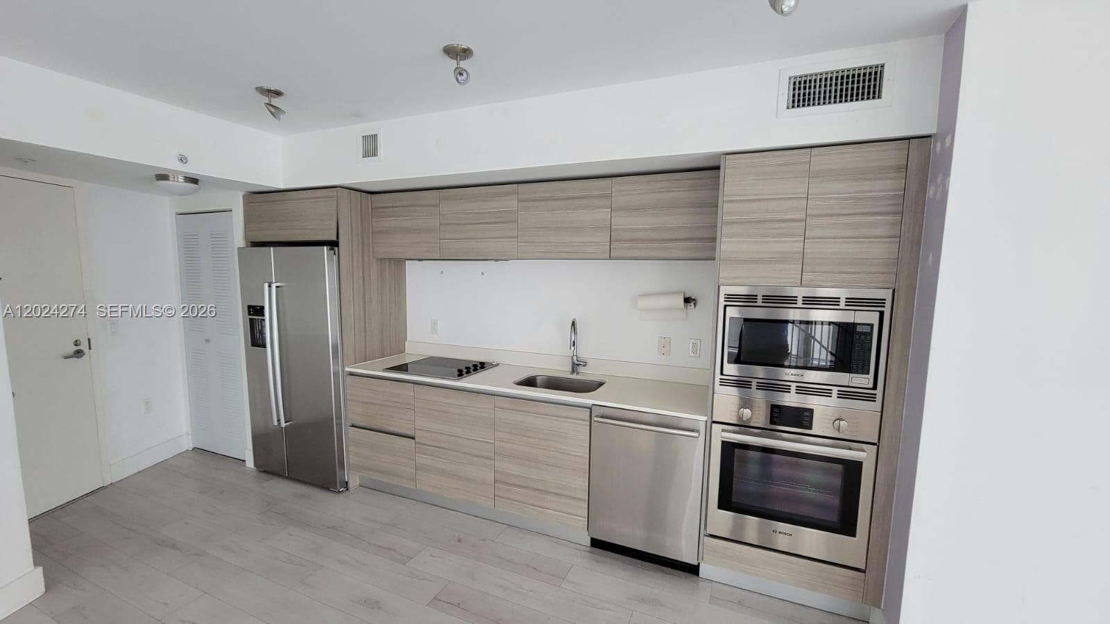 6620 INDIAN CREEK DR # 104, Miami Beach, FL 33141 — zdjęcie 3
