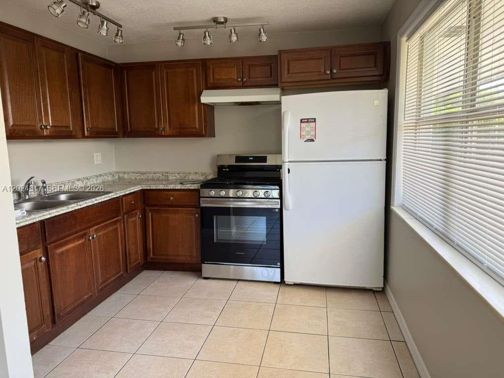 588 Holly Dr # B, Palm Beach Gardens, FL 33410 — zdjęcie 2