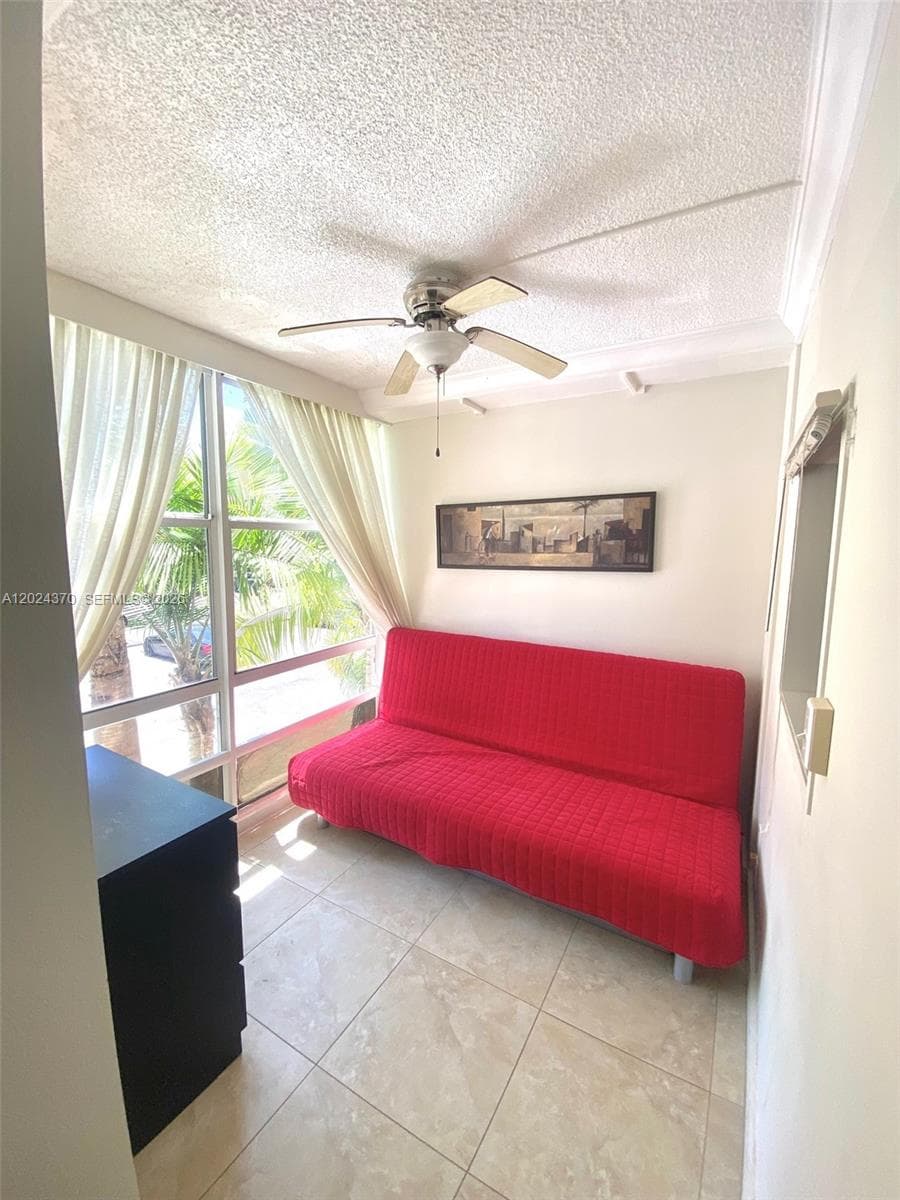 210 172nd St # 226, Sunny Isles Beach, FL 33160 — zdjęcie 4