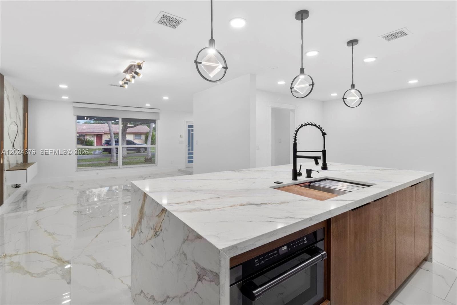 7220 NW 10th Pl, Plantation, FL 33313 — zdjęcie 3