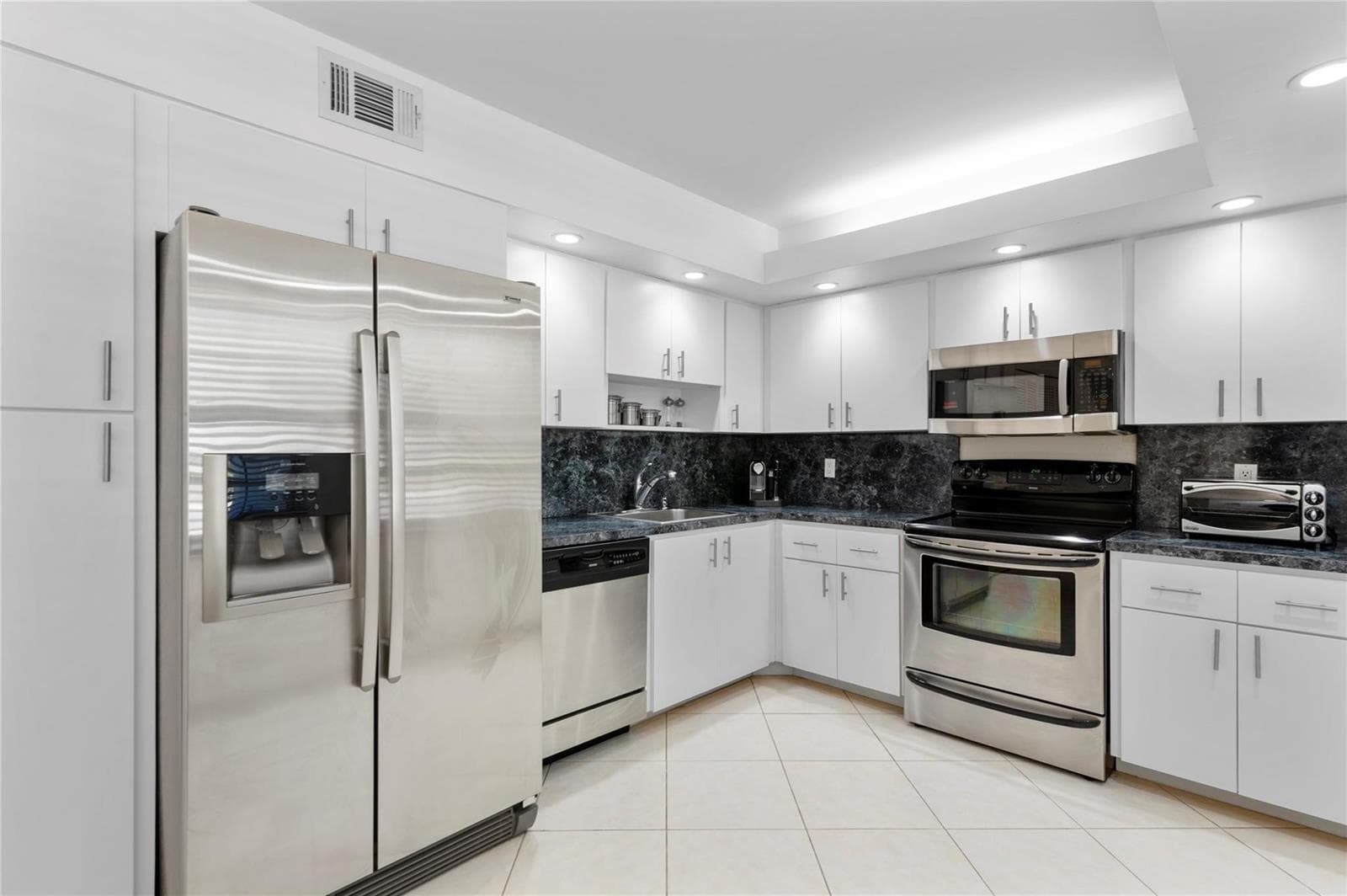 4240 Oaks Terrace # 105, Pompano Beach, FL 33069 — zdjęcie 5