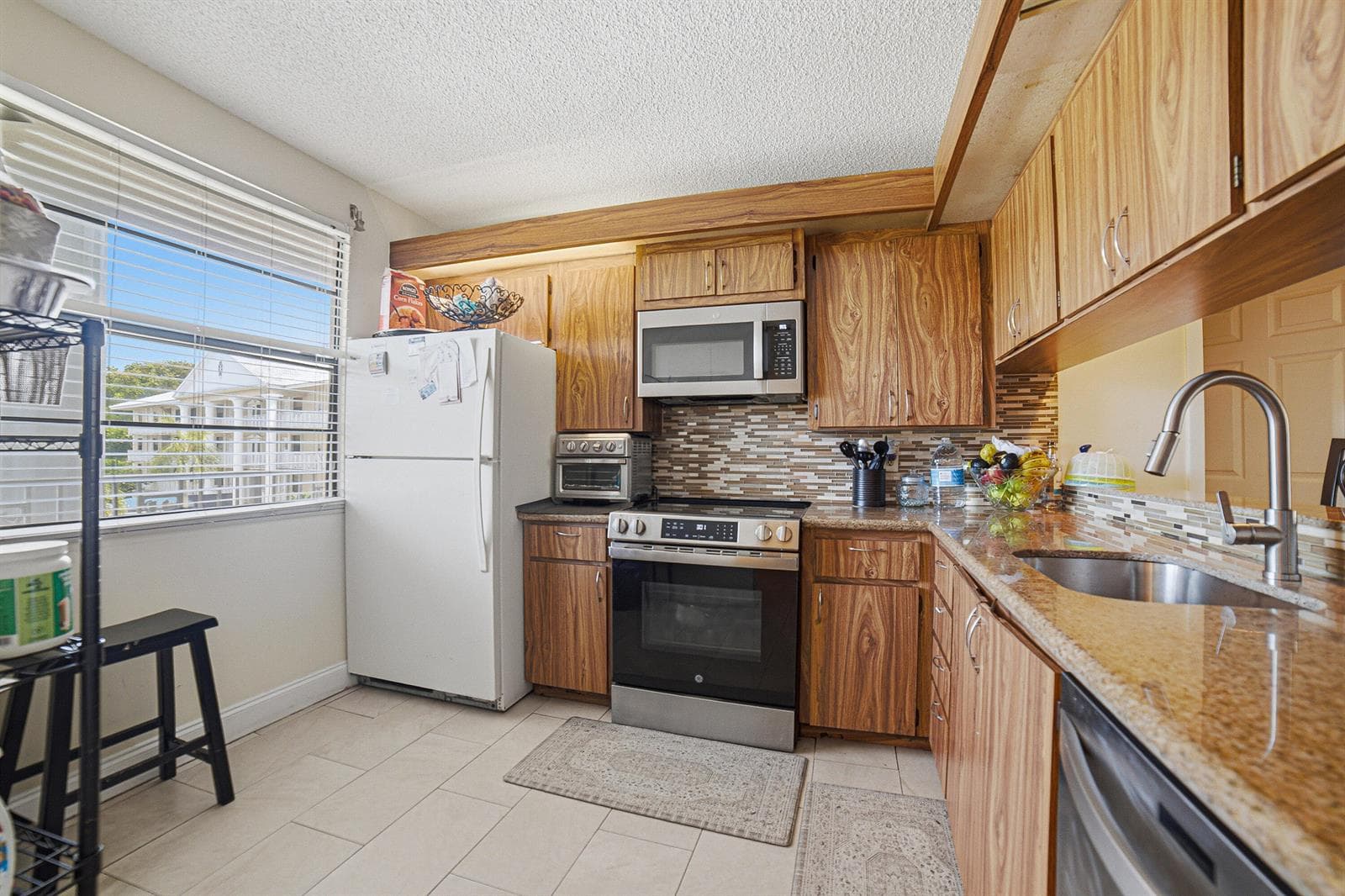 3515 Village Boulevard # 304, West Palm Beach, FL 33409 — zdjęcie 2