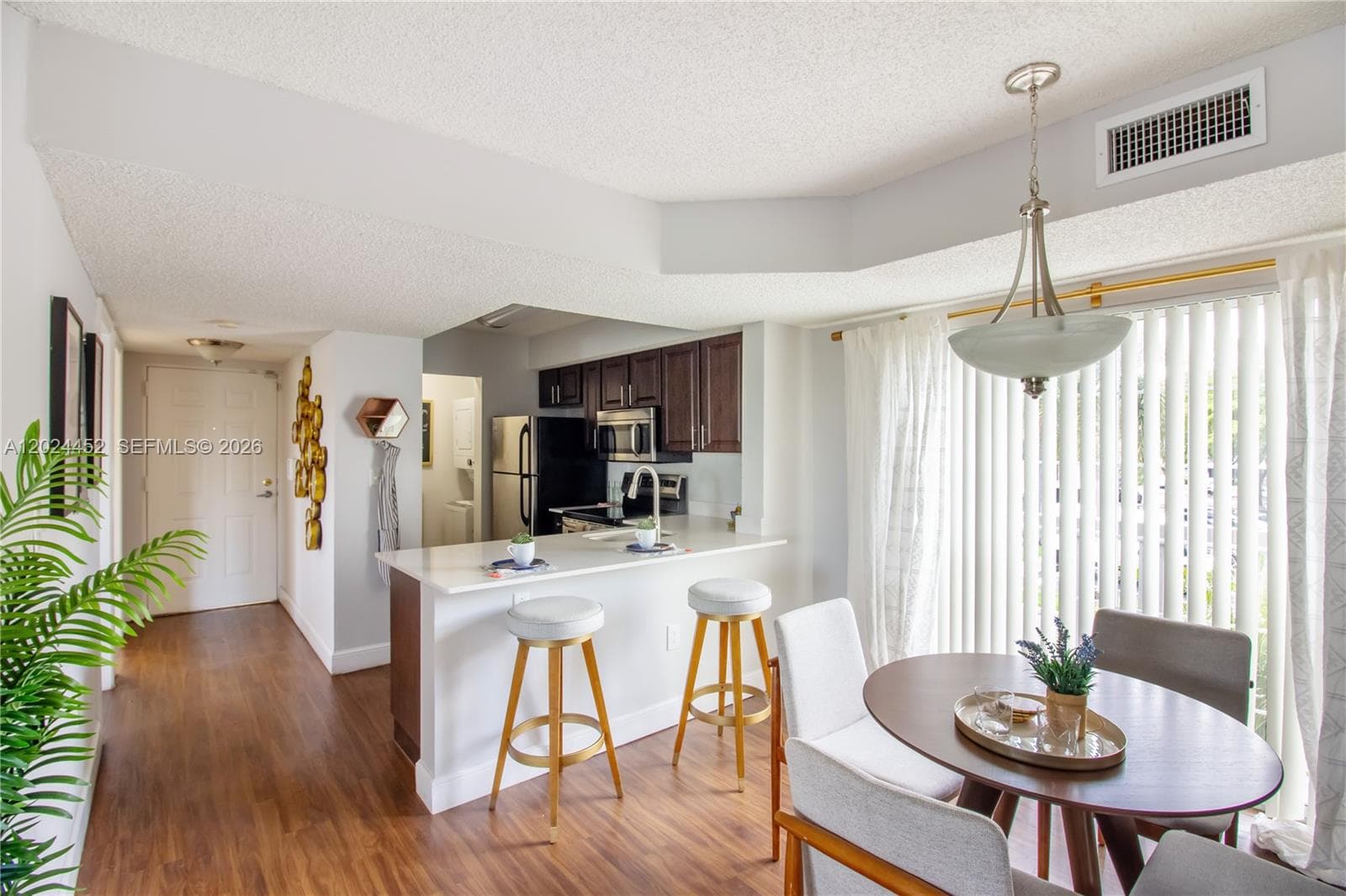 17230 NW 64th Ave # #, Miami Lakes, FL 33015 — zdjęcie 3