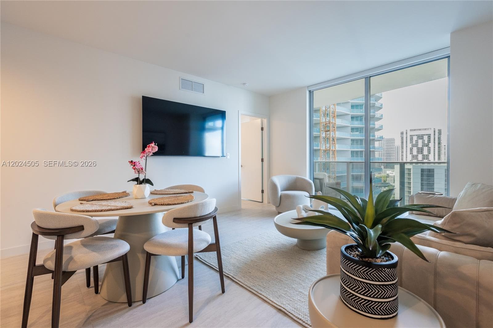77 SE 5TH STREET # 2602, Miami, FL 33131 — zdjęcie 5