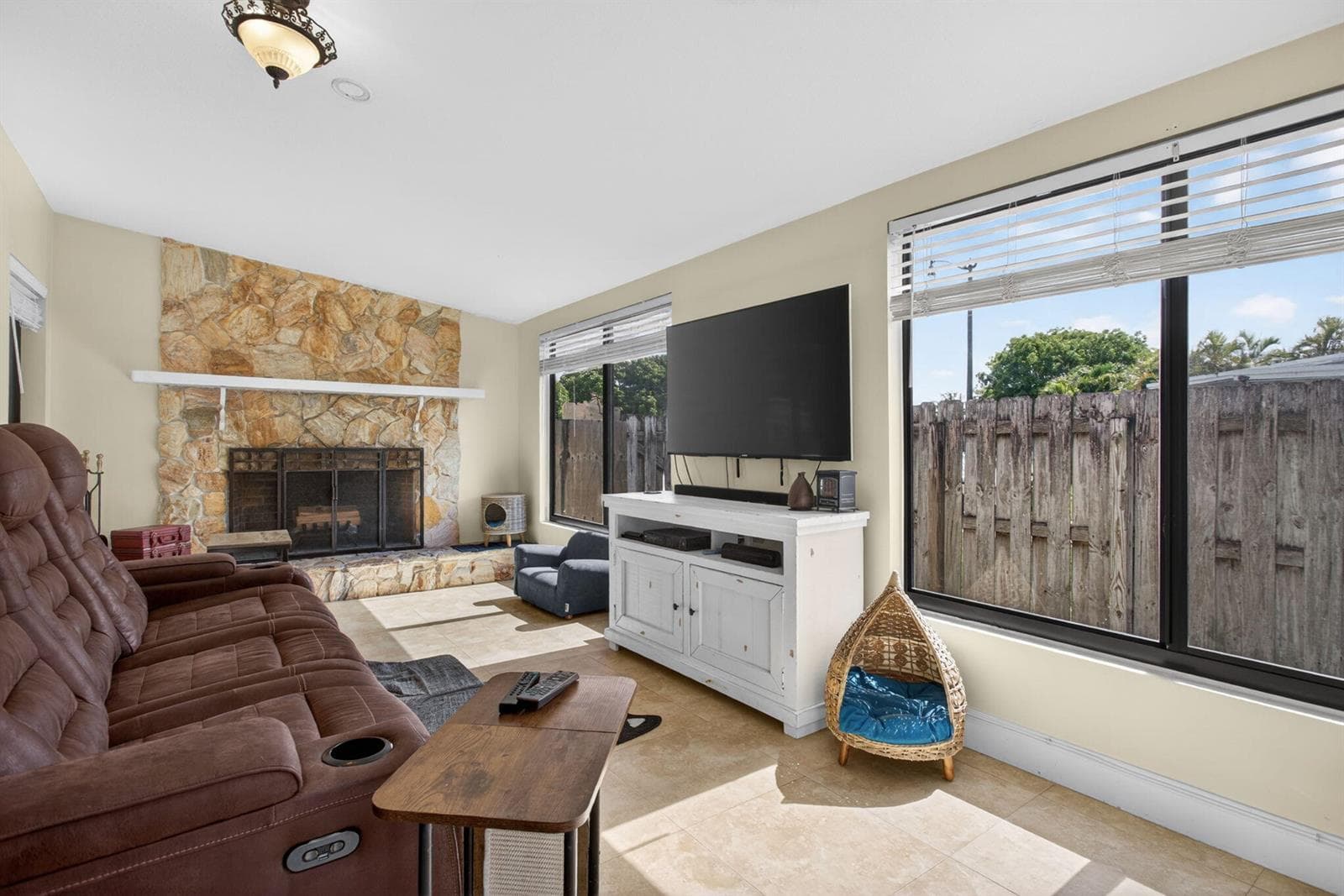 1914 NE 53rd Court, Pompano Beach, FL 33064 — zdjęcie 5