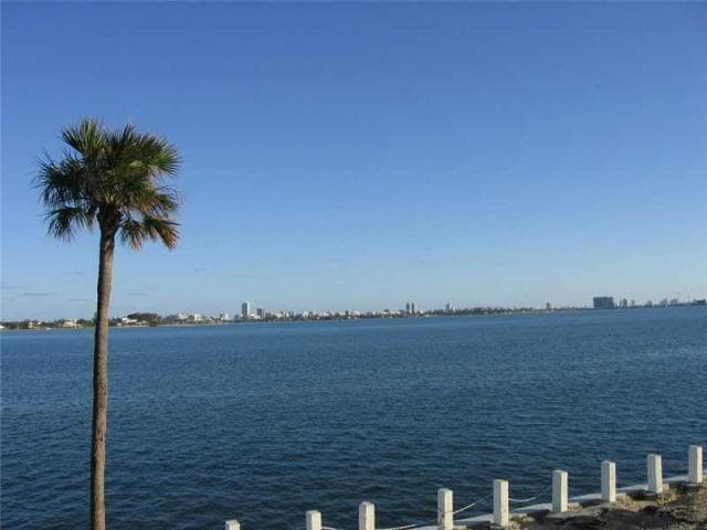 11930 N Bayshore Drive N # 706, North Miami, FL 33181 — zdjęcie 4