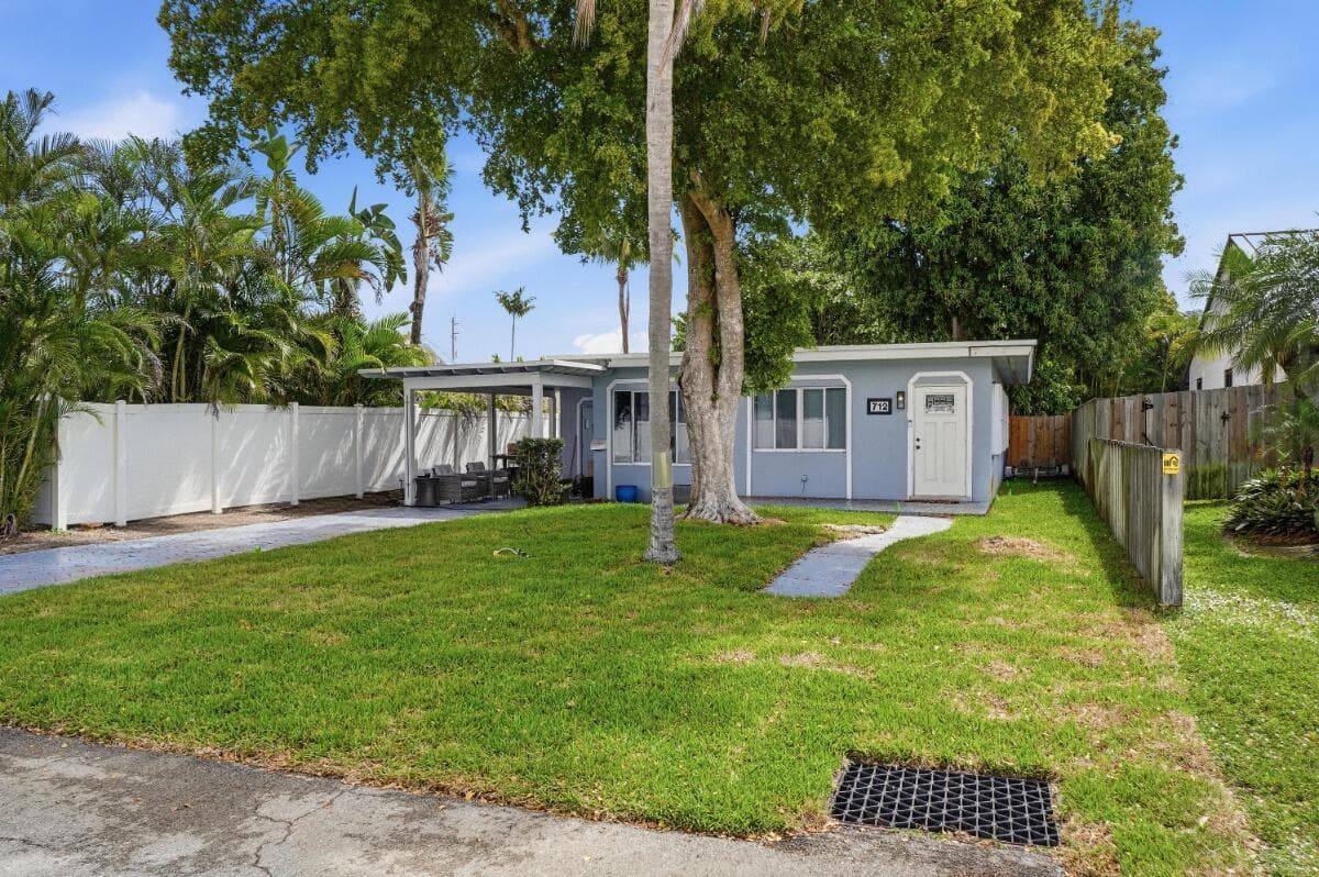 712 NE 10th Avenue, Pompano Beach, FL 33060 — zdjęcie 2