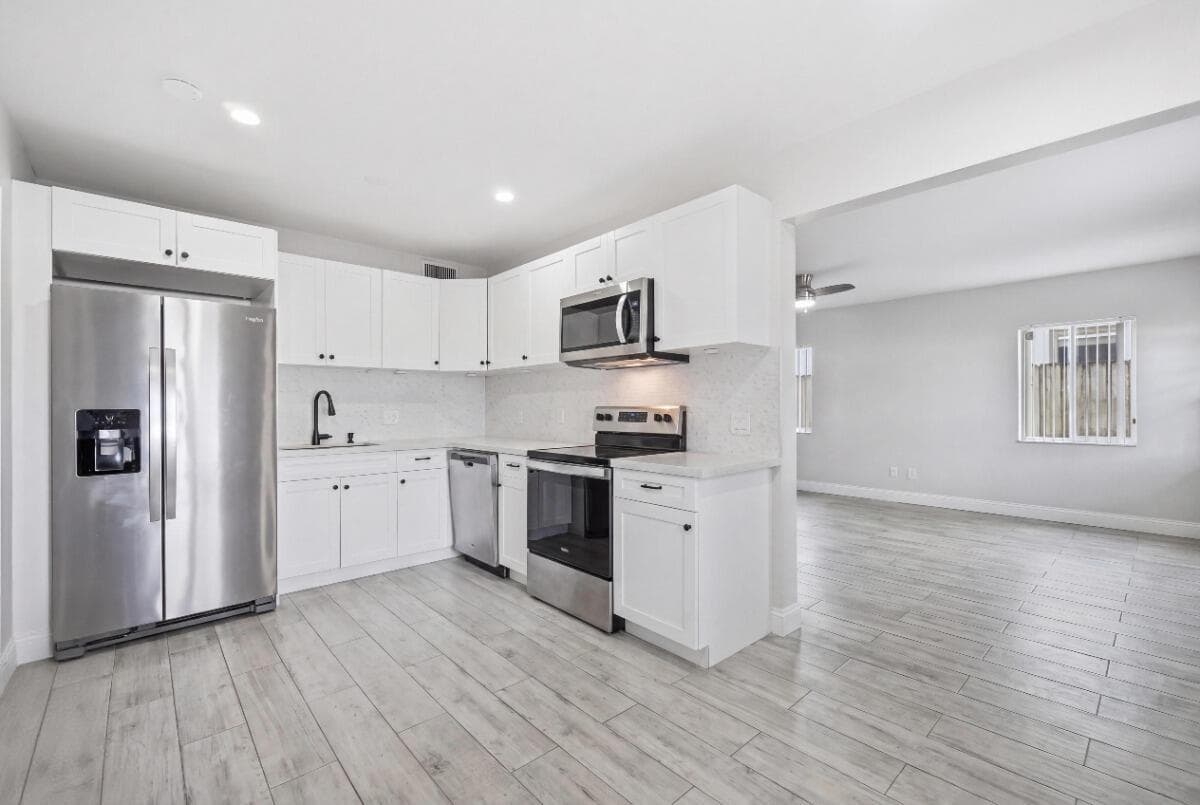 712 NE 10th Avenue, Pompano Beach, FL 33060 — zdjęcie 4