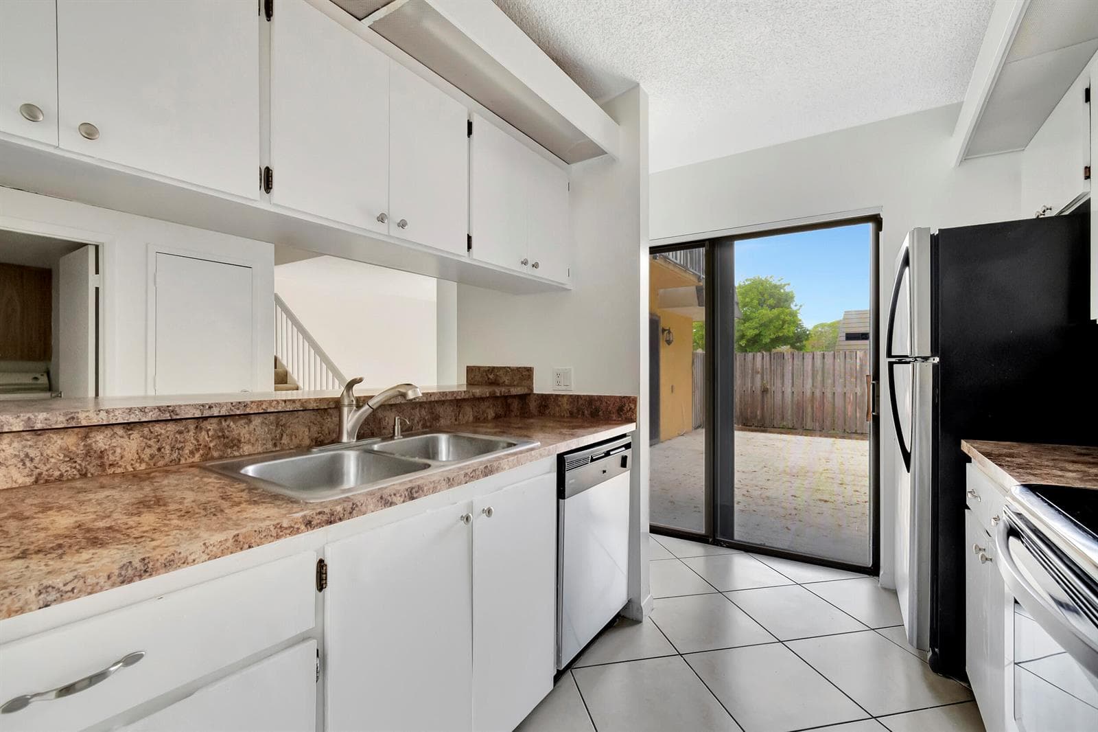311 3rd Way, West Palm Beach, FL 33407 — zdjęcie 2