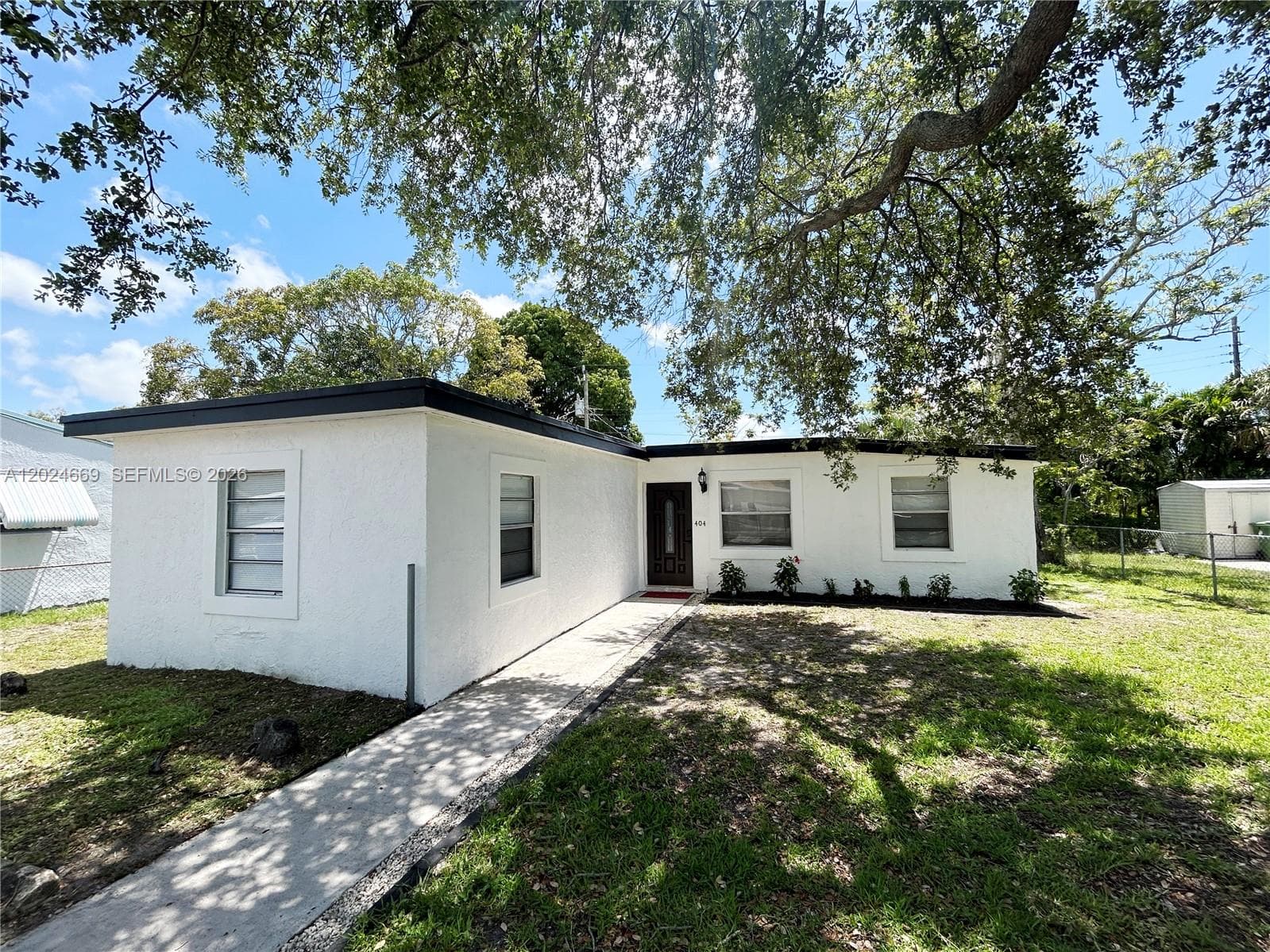404 NW 18th Ave, Fort Lauderdale, FL 33311 — zdjęcie 3