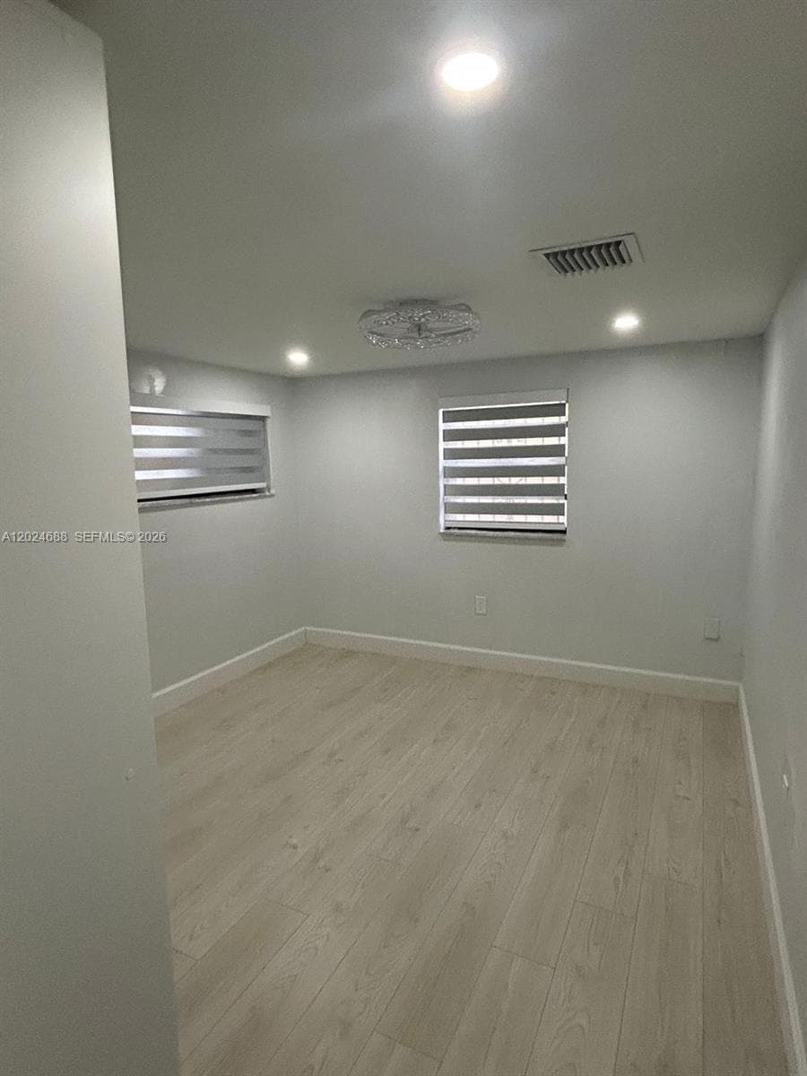 2335 NW 171st Ter # 1, Miami Gardens, FL 33056 — zdjęcie 3