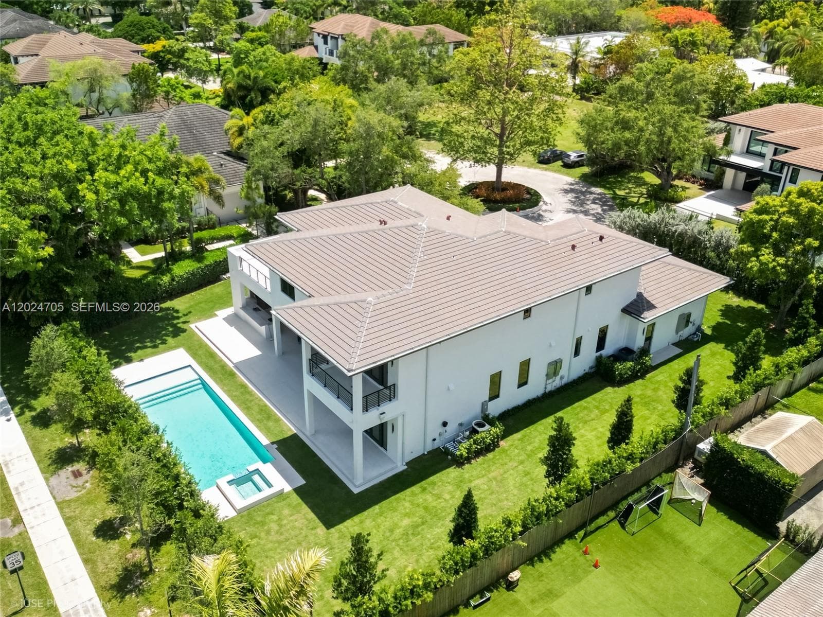 9405 SW 72nd Ct, Pinecrest, FL 33156 — zdjęcie 2