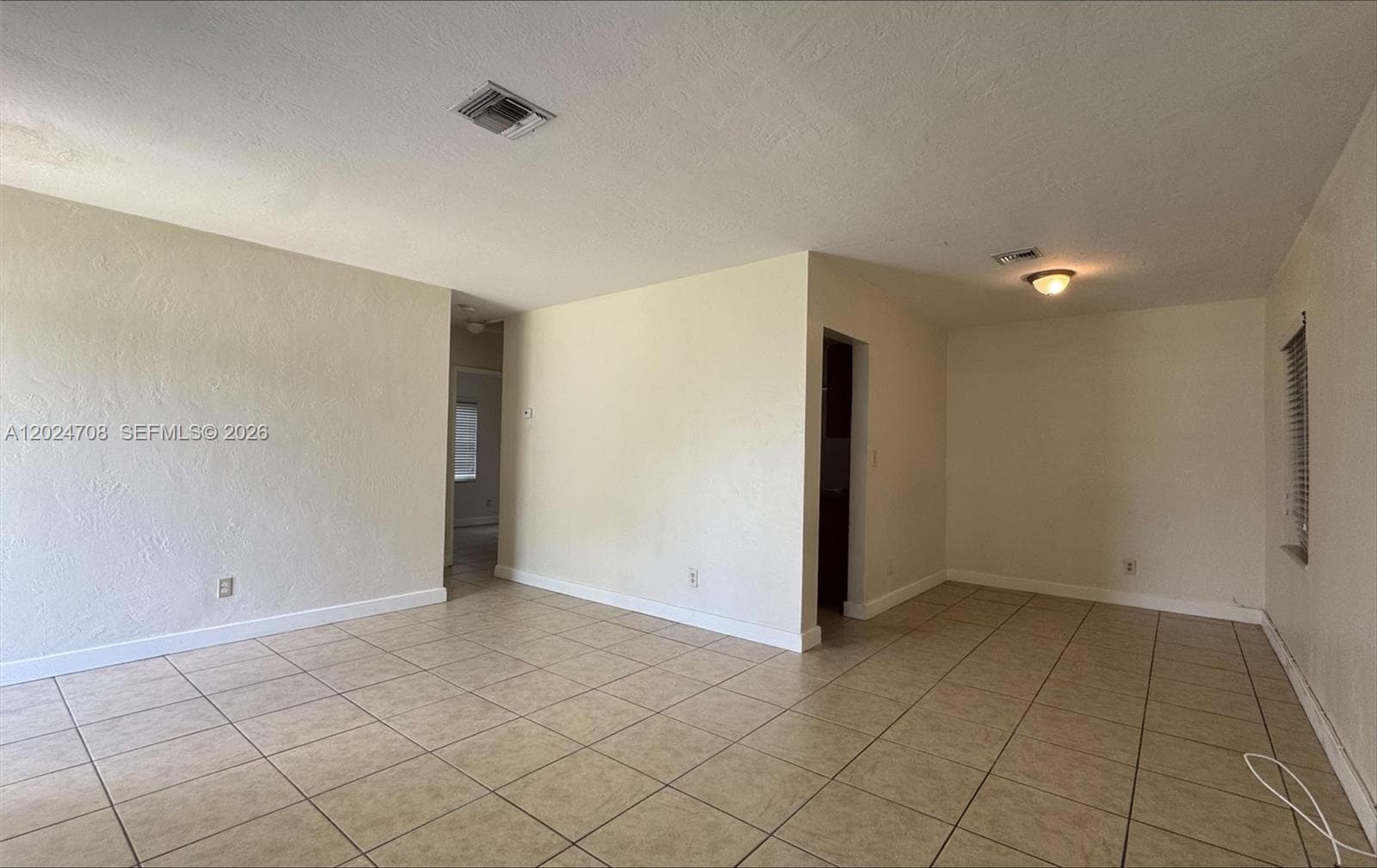 1320 NW 87th St, Miami, FL 33147 — zdjęcie 5