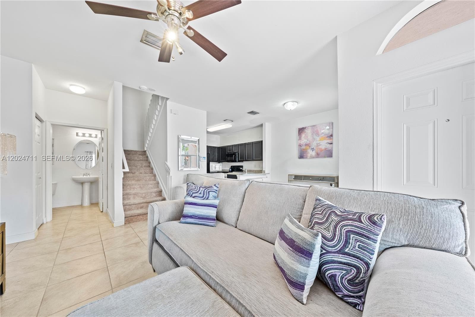 3535 NW 29th Ct, Lauderdale Lakes, FL 33311 — zdjęcie 5