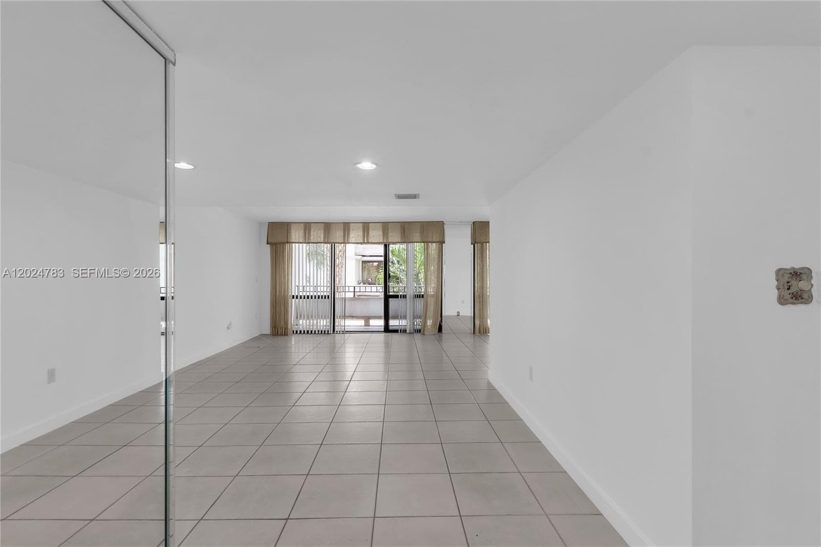 13951 Kendale Lakes Cir # 208A, Miami, FL 33183 — zdjęcie 4
