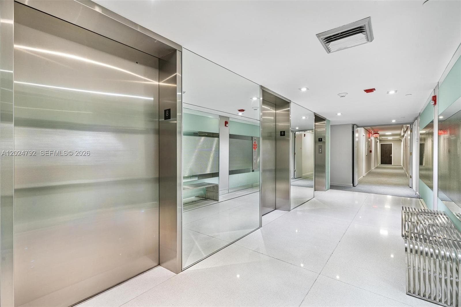 20301 W Country Club Dr # 825, Aventura, FL 33180 — zdjęcie 5
