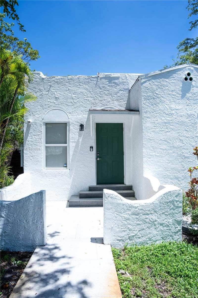 247 NW 58th St, Miami, FL 33127 — zdjęcie 2