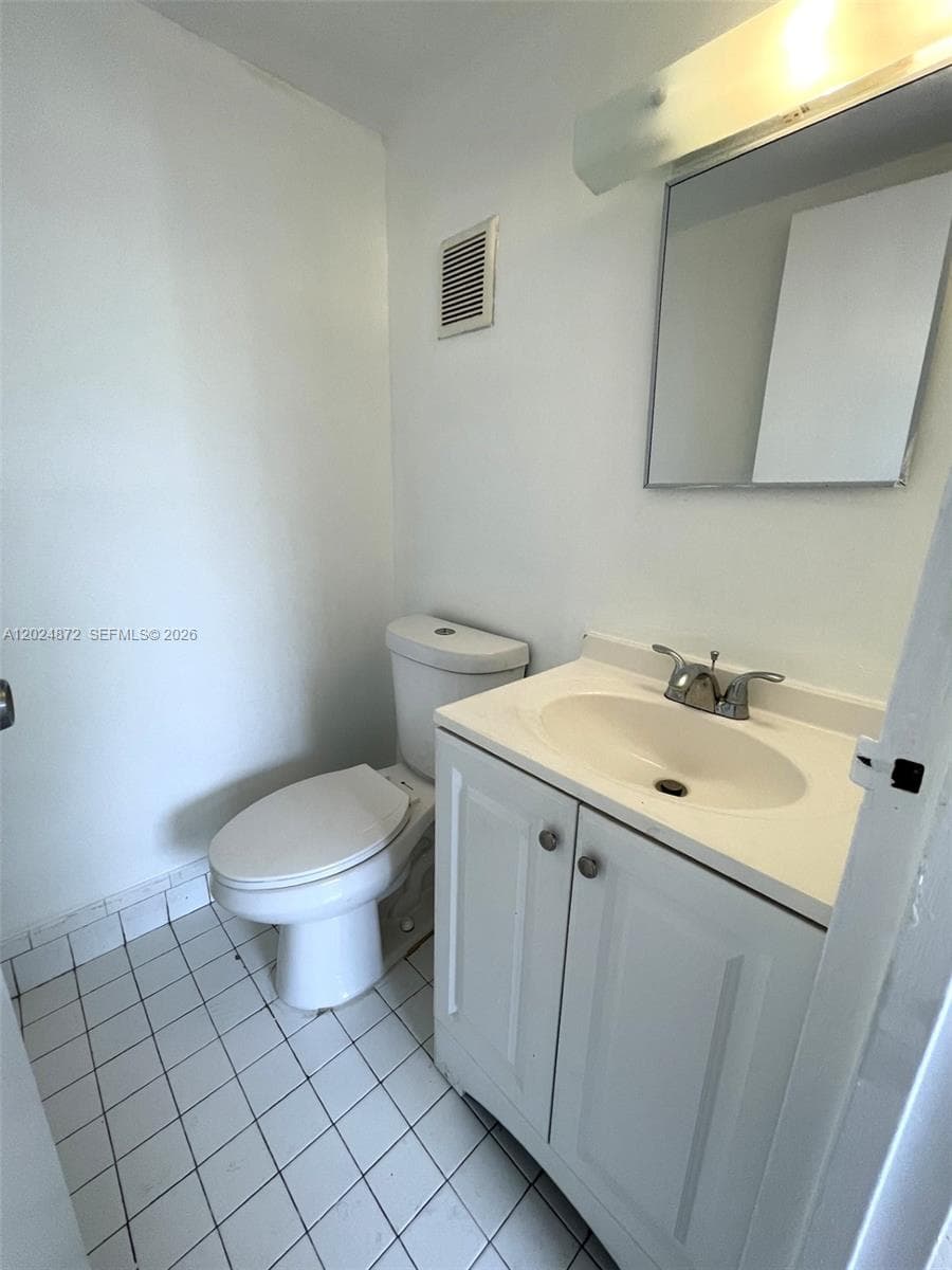 1788 NW 55th Ave # 204, Lauderhill, FL 33313 — zdjęcie 4