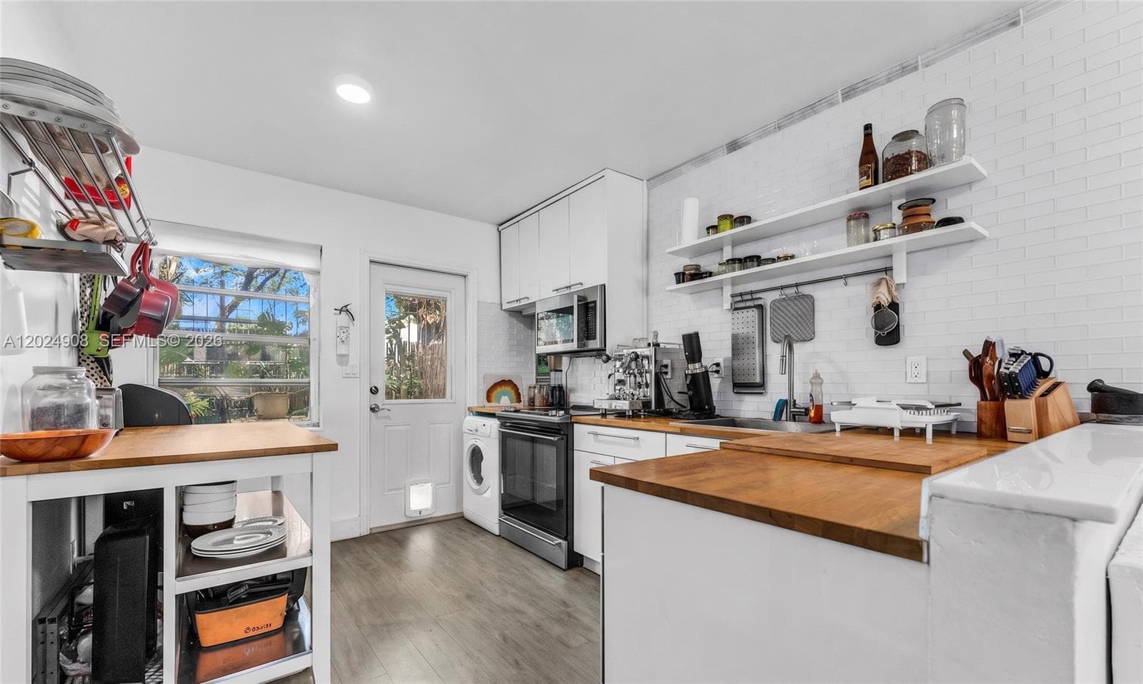 645 NE 77th St # 1, Miami, FL 33138 — zdjęcie 4