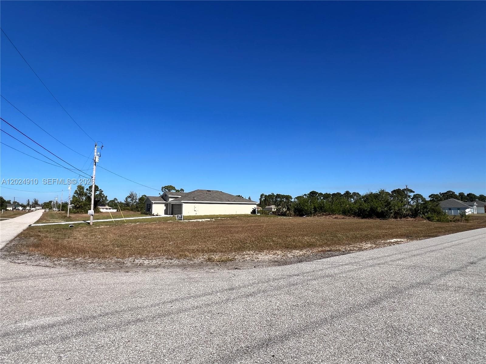 3239 NE 9 Avenue, Cape Coral, FL 33909 — zdjęcie 5