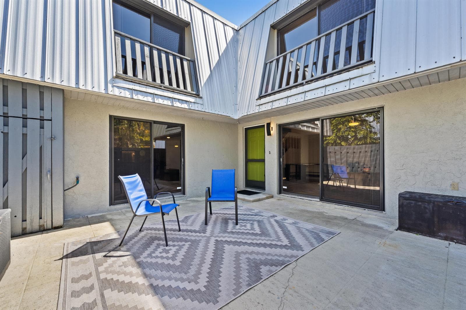 3852 Jefferson Street, Stuart, FL 34997 — zdjęcie 2