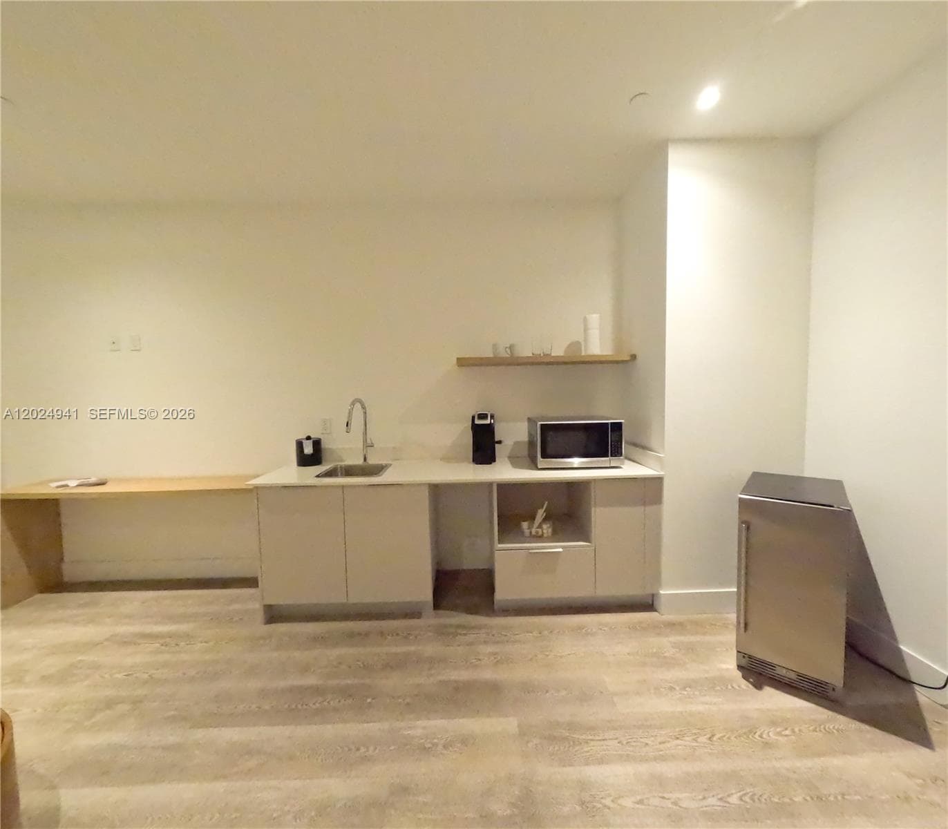 229 SW 9th St # 508, Miami, FL 33130 — zdjęcie 3