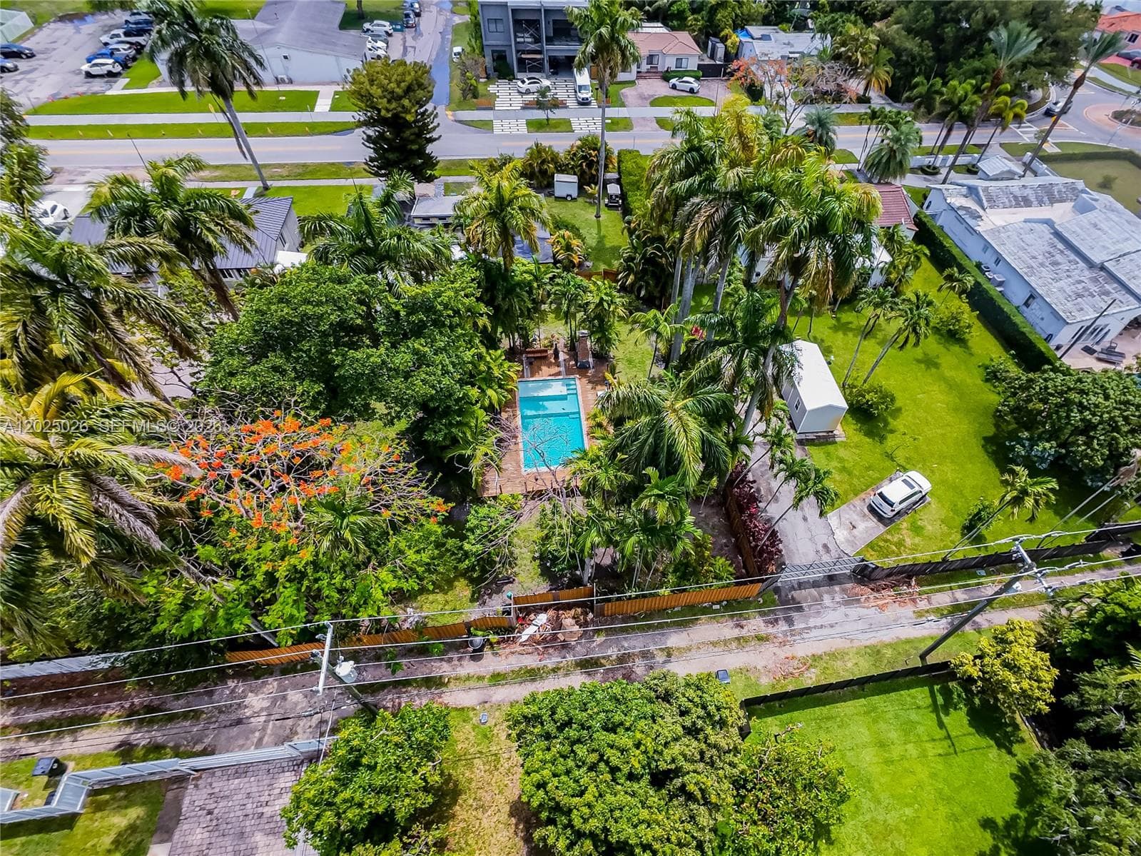548 East Dr, Miami Springs, FL 33166 — zdjęcie 4