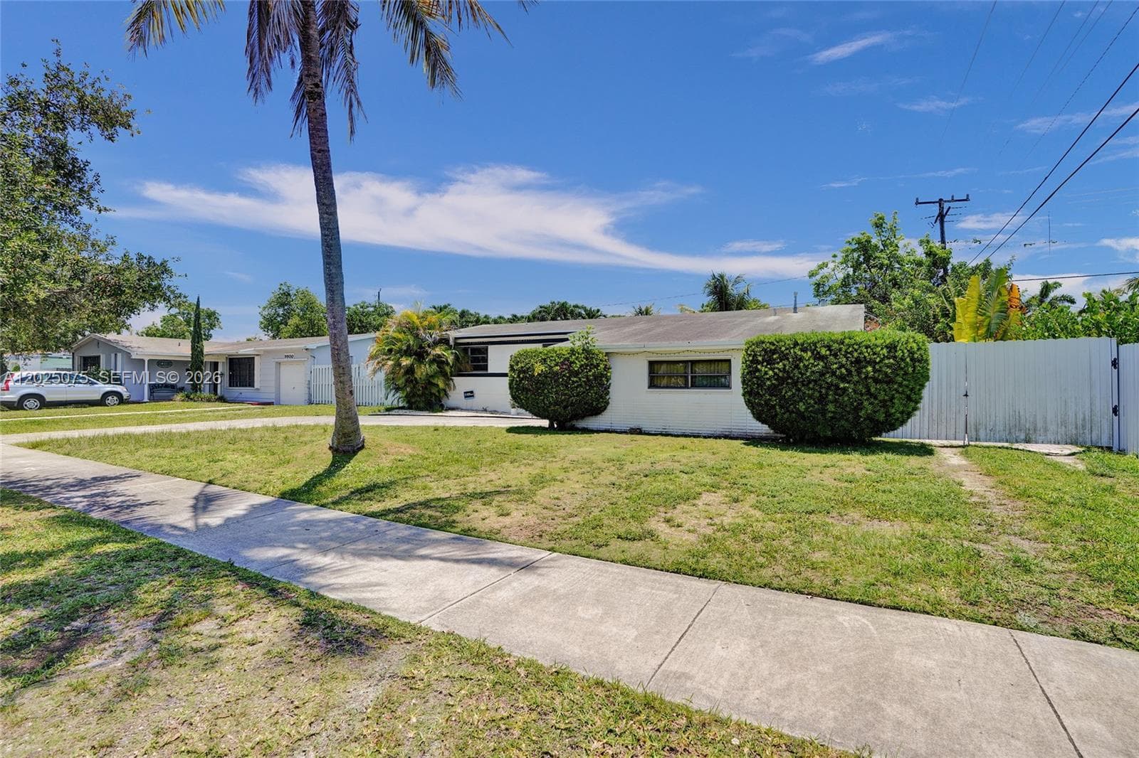 9910 Bahama Dr, Cutler Bay, FL 33189 — zdjęcie 3