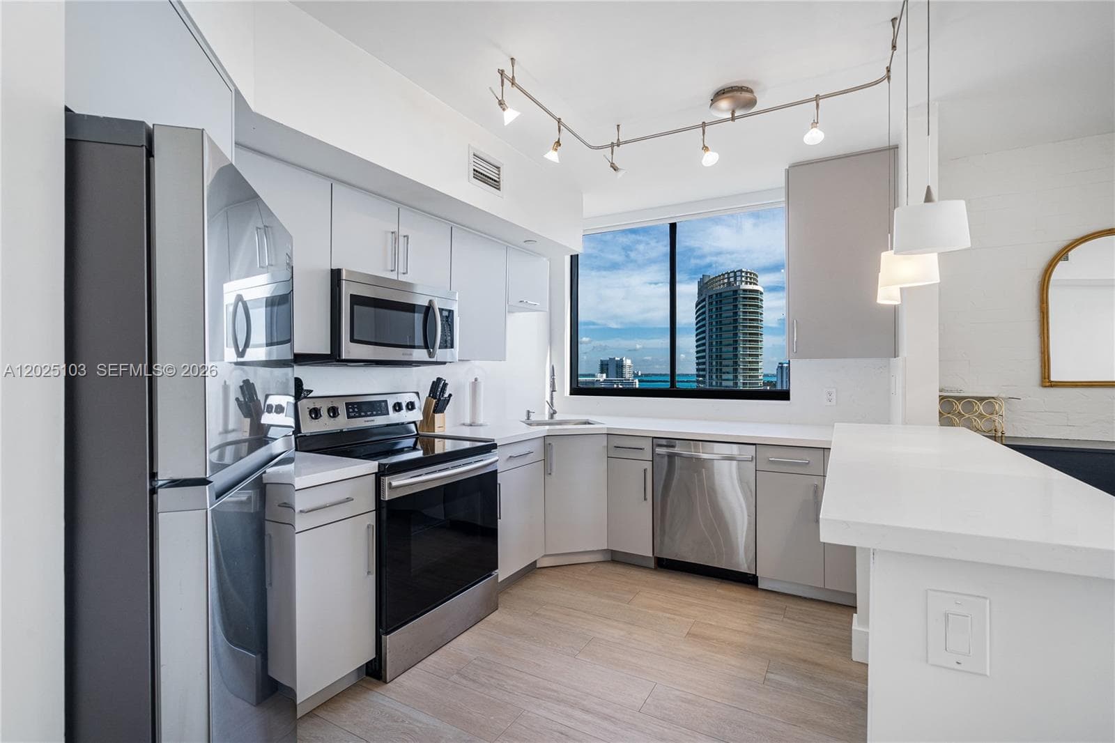 1330 West Ave # 2107, Miami Beach, FL 33139 — zdjęcie 5