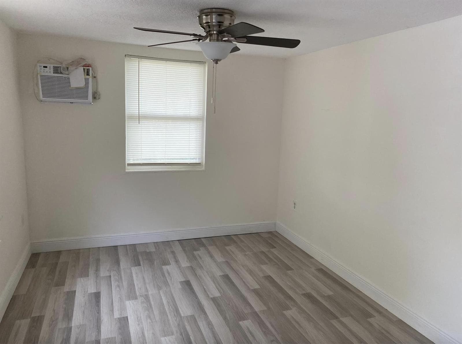 1310 Atlantic Avenue # B, Fort Pierce, FL 34950 — zdjęcie 2