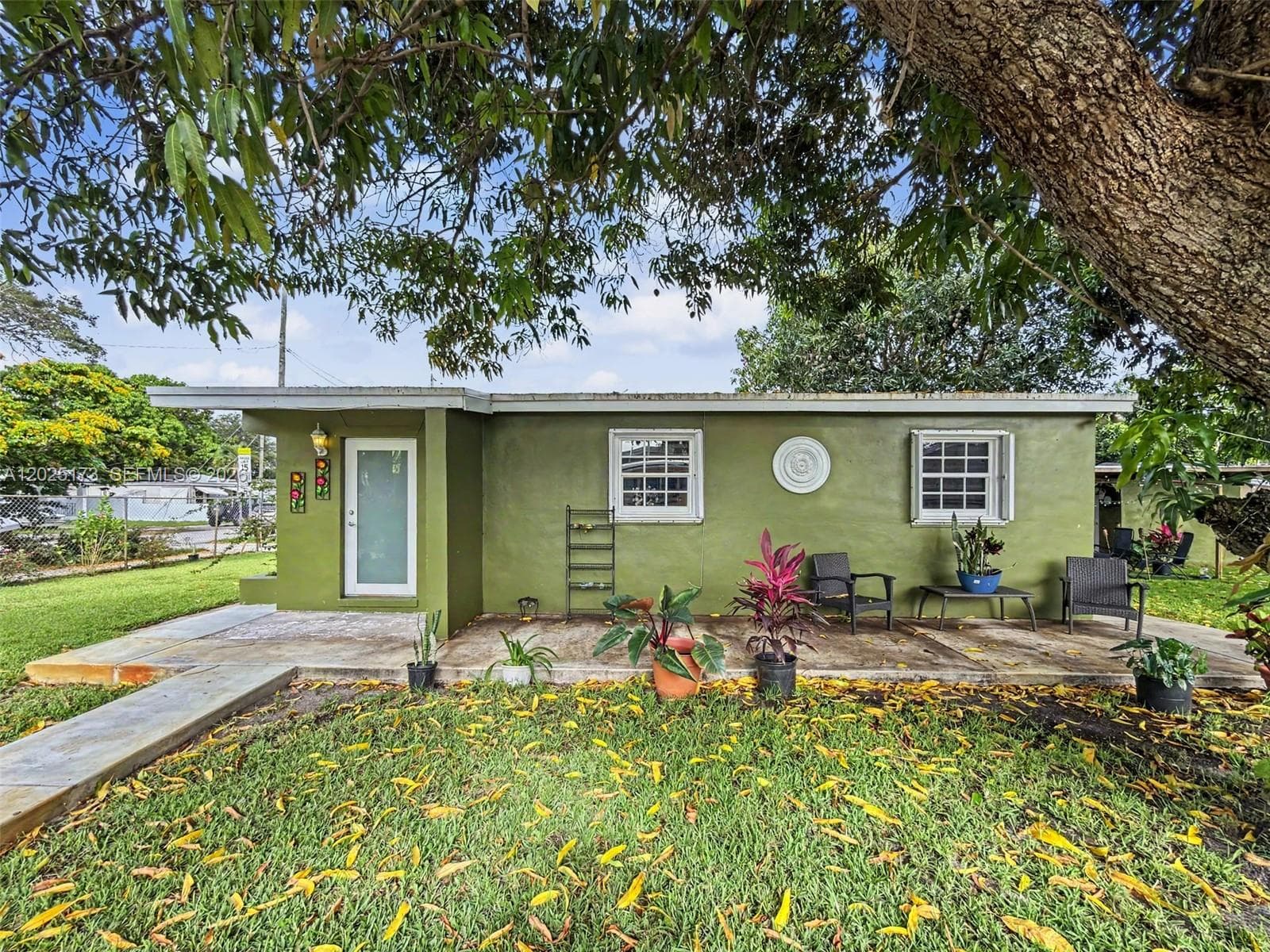 1901 NW 153rd St, Miami Gardens, FL 33054 — zdjęcie 2