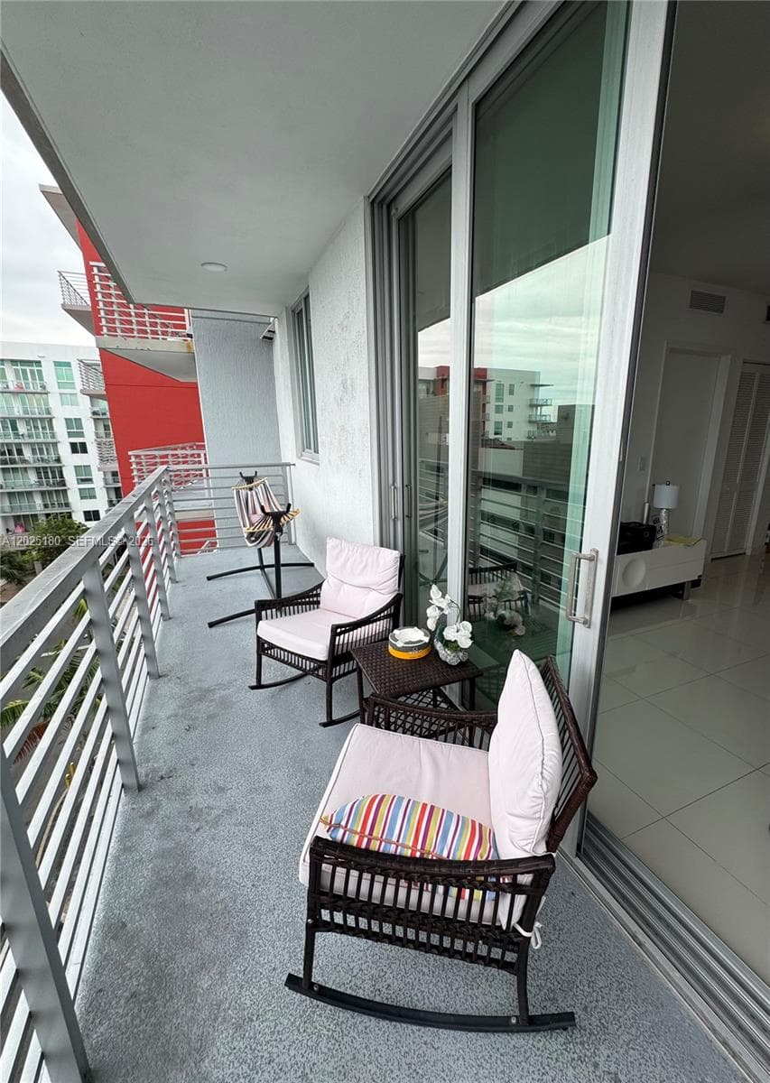 7875 NW 107th Ave # 602, Doral, FL 33178 — zdjęcie 3