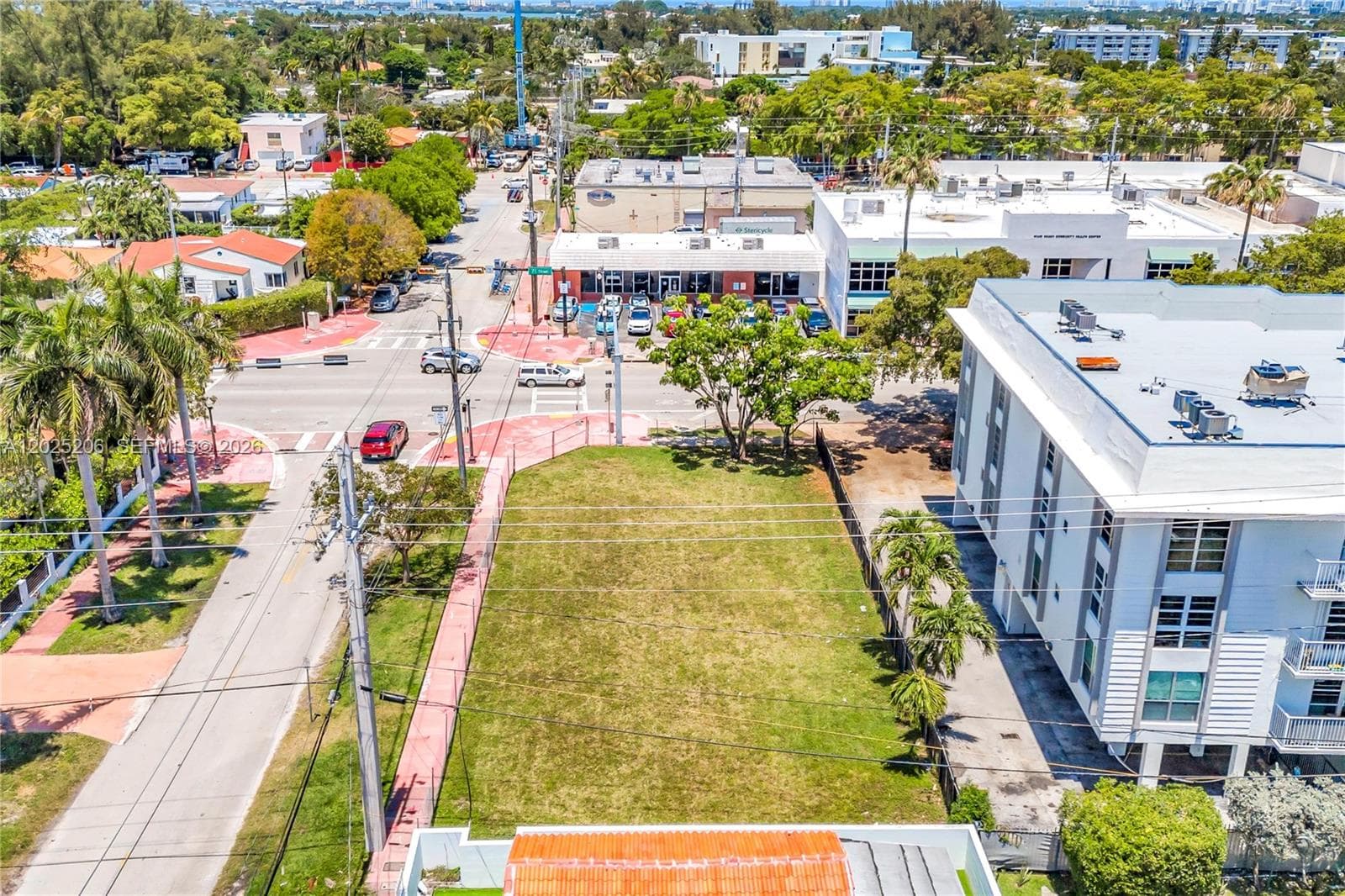 1240 71st St, Miami Beach, FL 33141 — zdjęcie 3