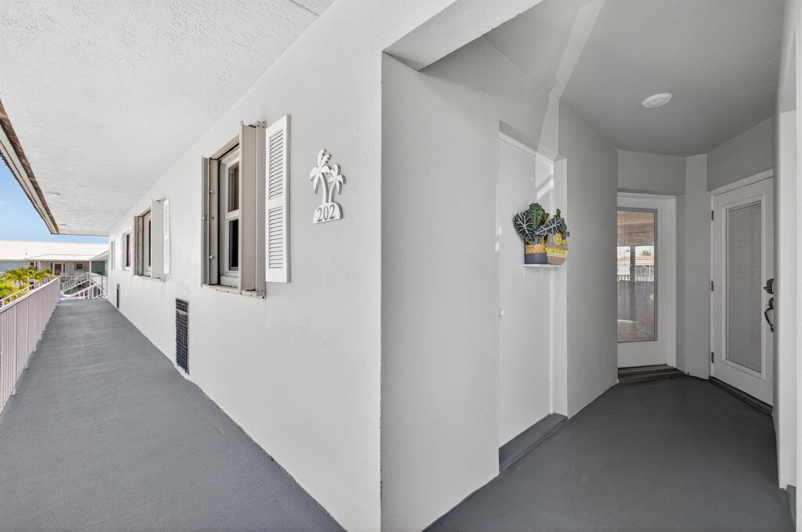110 Wettaw Lane # 202, North Palm Beach, FL 33408 — zdjęcie 2