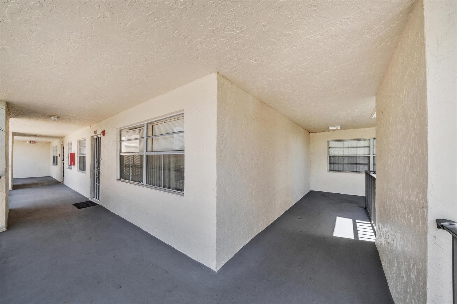3099 NW 48th Avenue # 260, Lauderdale Lakes, FL 33313 — zdjęcie 3