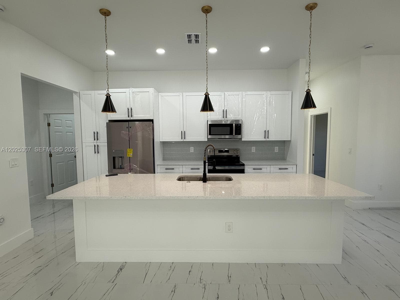 4007 E 13 ST, Lehigh Acres, FL 33972 — zdjęcie 4