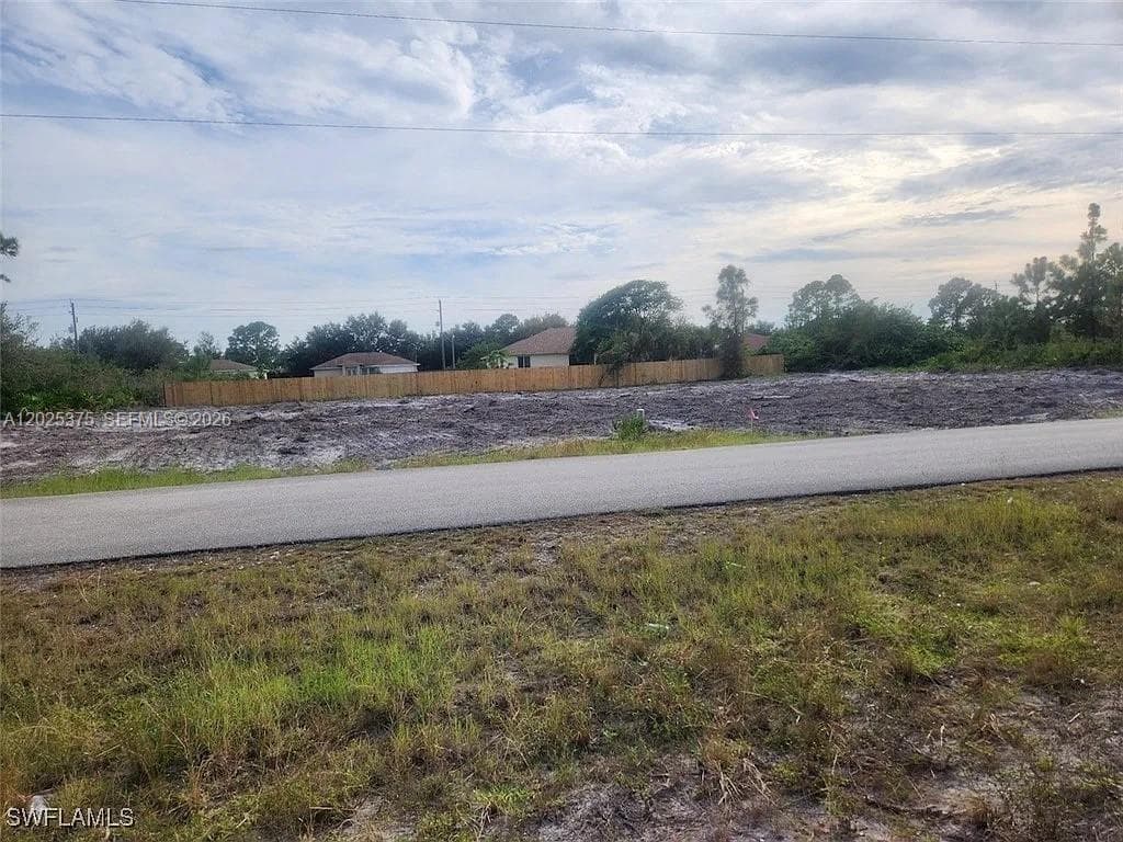 2513 43RD ST W, Lehigh Acres, FL 33971 — zdjęcie 3