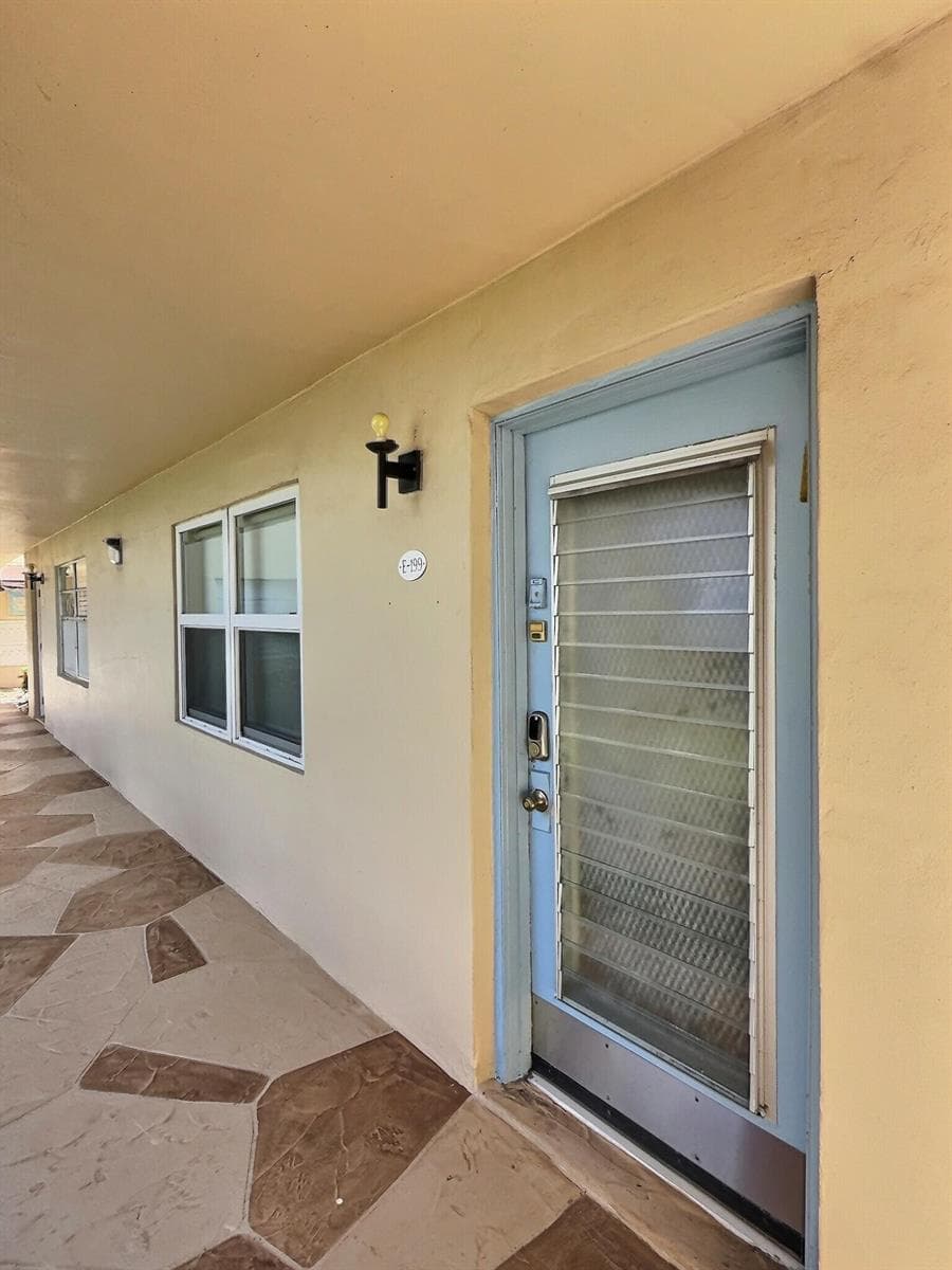 199 E Burgundy E, Delray Beach, FL 33484 — zdjęcie 2